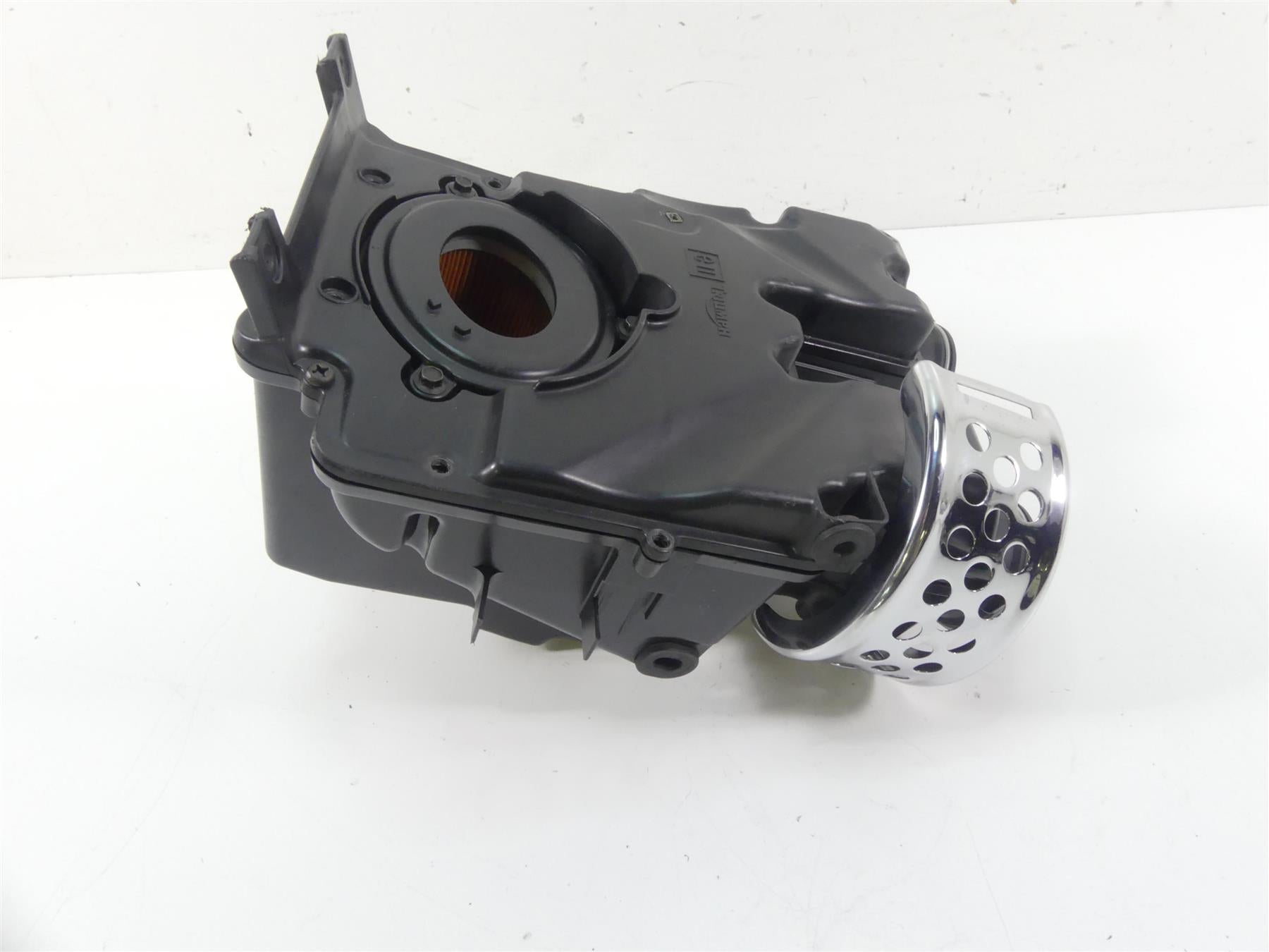 2002 Triumph Bonneville America Air Box Breather & Side Chrome Cover T2208760 {{ shop.shopifyCountryName }} - Mototech271