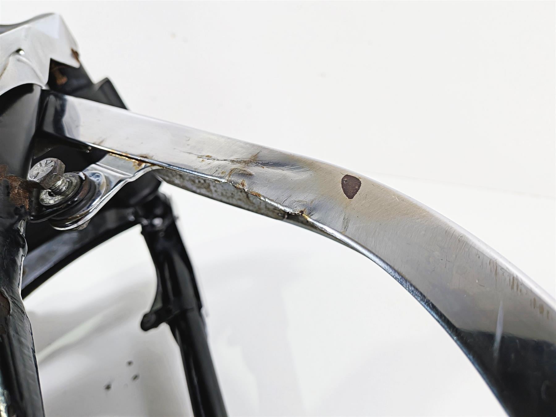 1996 Harley FLSTC Softail Heritage Rear Swingarm Swin Arm & Axle 47573-89B {{ shop.shopifyCountryName }} - Mototech271