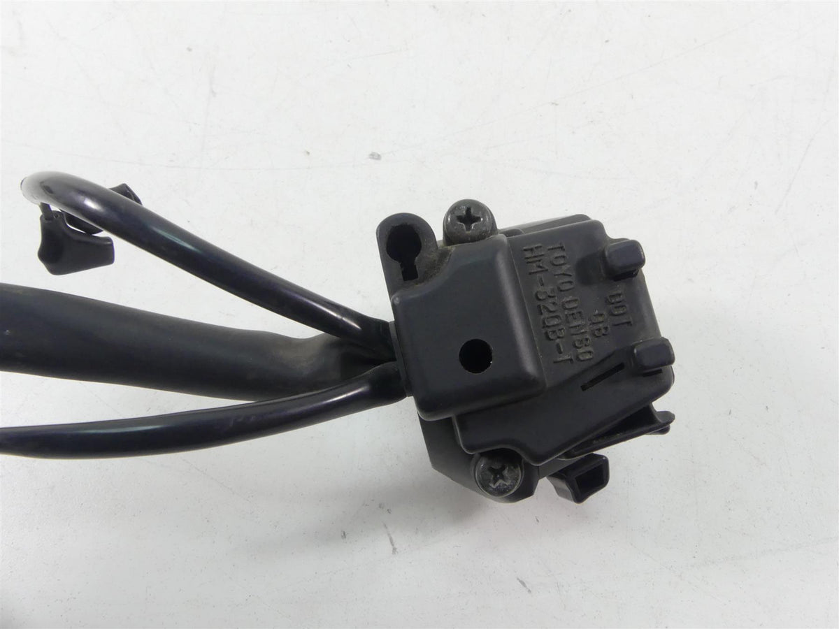 2004 Honda CBR1000RR SC57 Left Hand Horn Light Control Switch 35200-MEL-670 {{ shop.shopifyCountryName }} - Mototech271