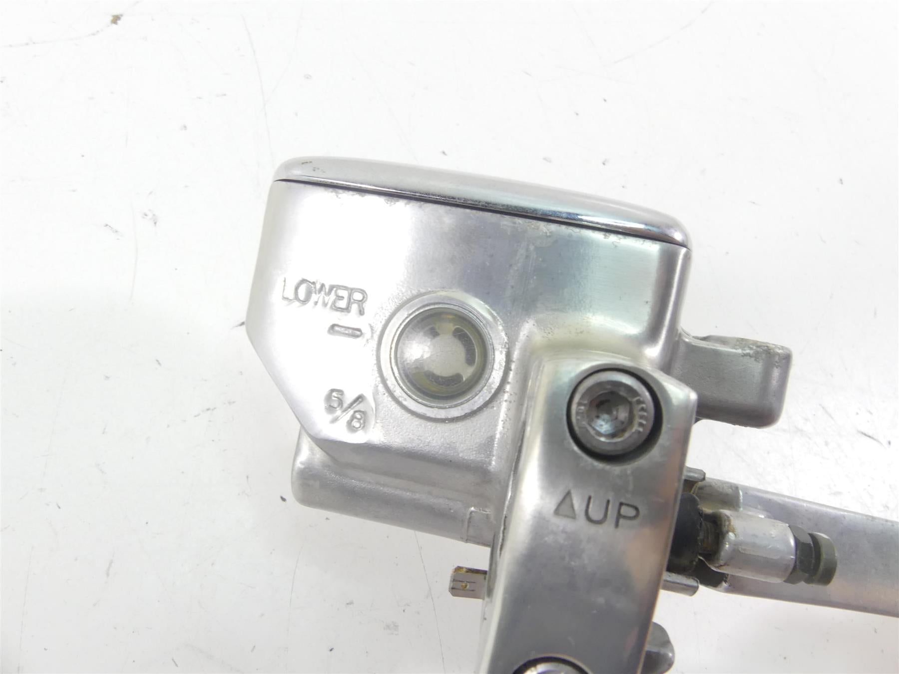 2001 Yamaha XV1600 Road Star Front Brake Master Cylinder 5/8" 4NK-25870-00-00 {{ shop.shopifyCountryName }} - Mototech271