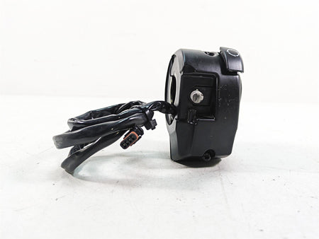 2020 Harley Touring FLHX Street Glide Left Hand Traction Control Switch 71500128 {{ shop.shopifyCountryName }} - Mototech271