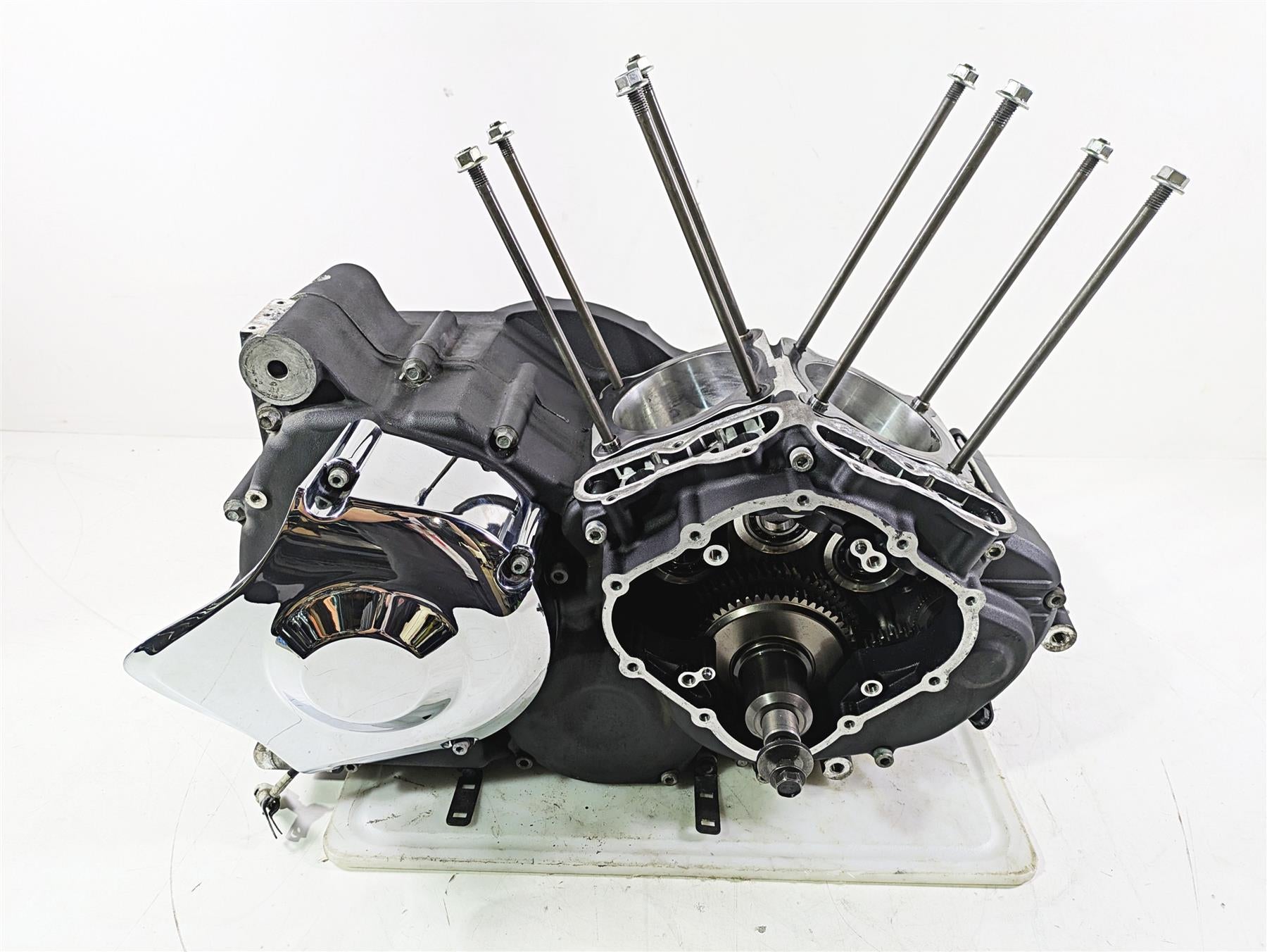2018 Indian Chieftain Limited Engine Bottom End Crank Case & Shaft 3023078 | Mototech271