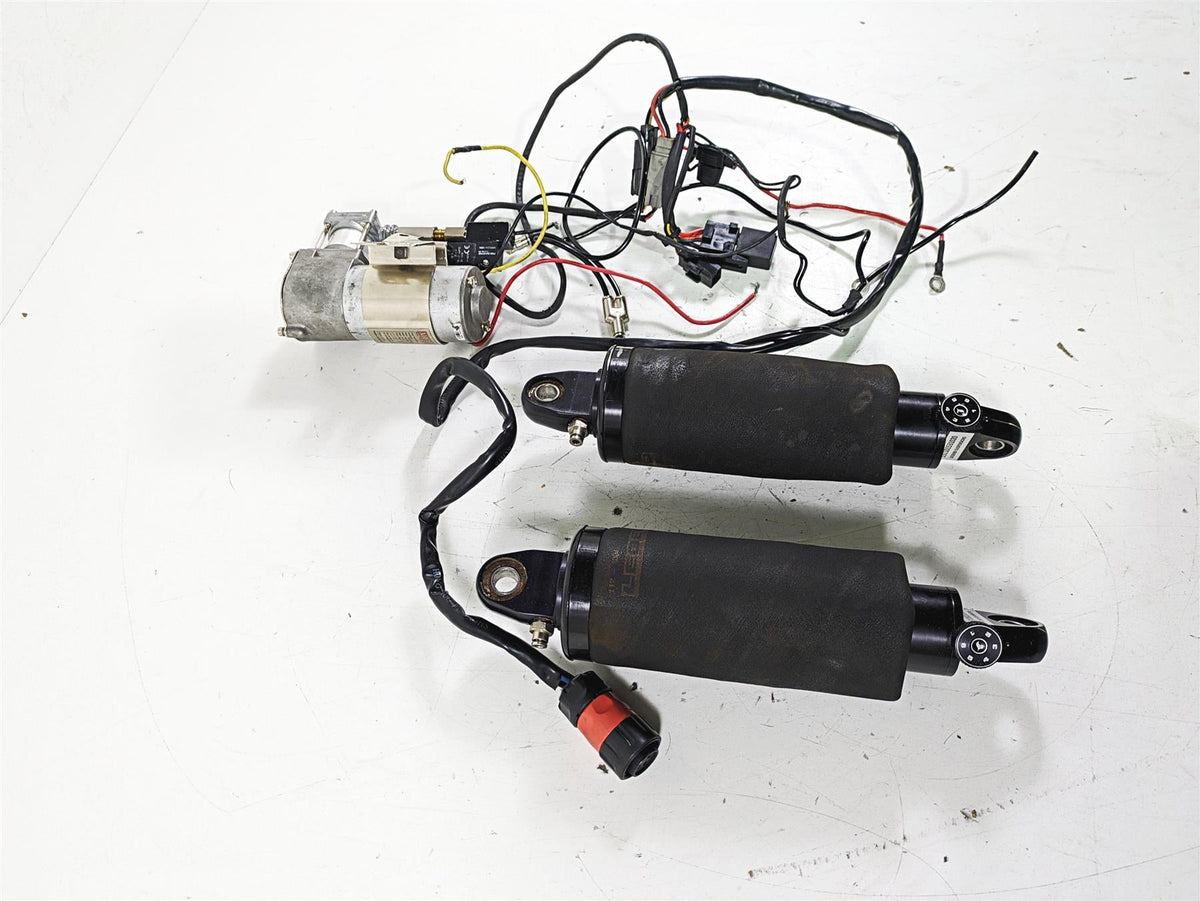 2018 Harley Touring FLHXSE CVO Street Glide Legends Suspensions Air Ride Shocks FOR PARTS 1311-0150 {{ shop.shopifyCountryName }} - Mototech271