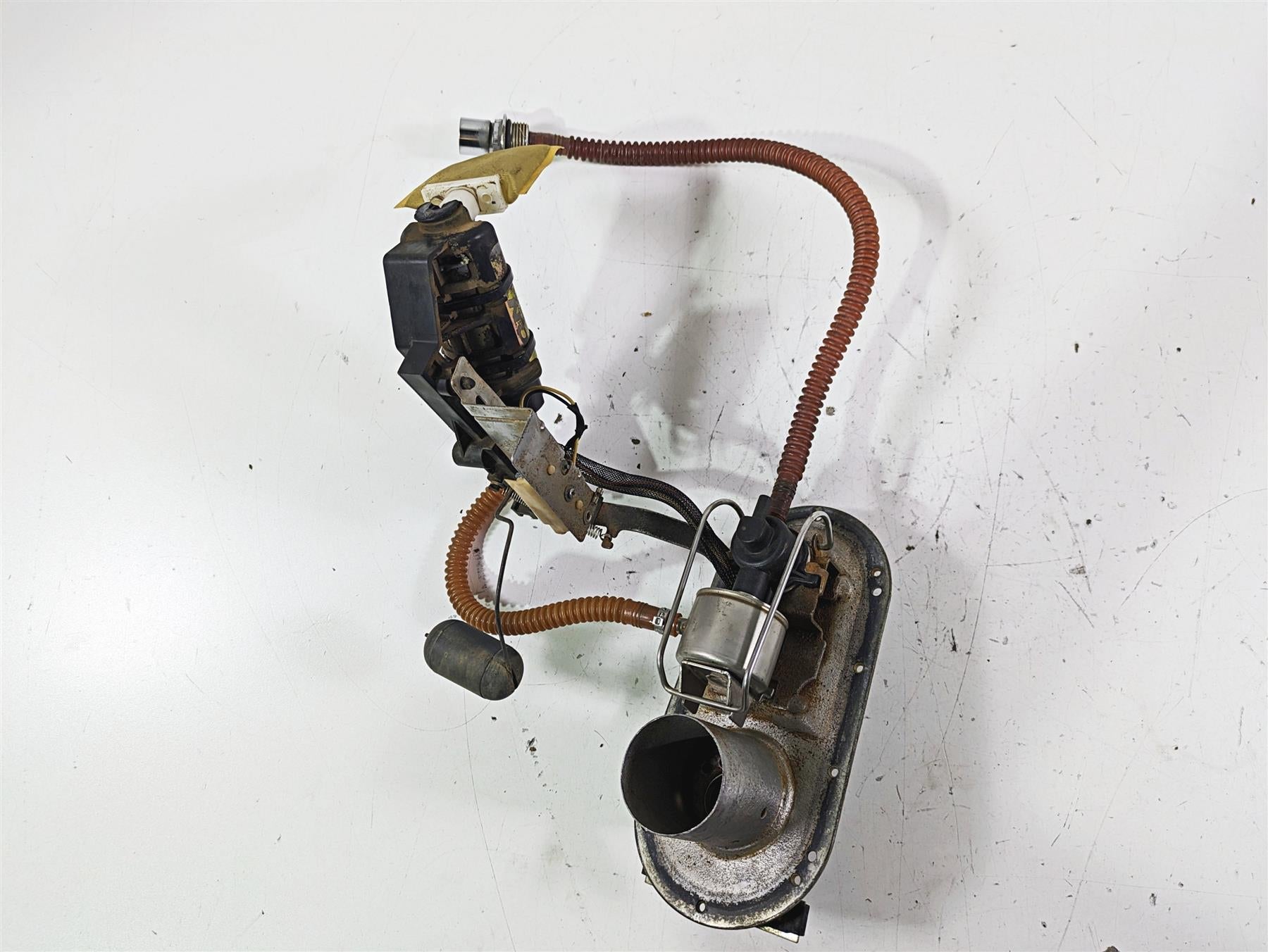 2003 Harley Touring FLHTCUI 100TH E-Glide Fuel Gas Petrol Pump -Tested 75126-02 {{ shop.shopifyCountryName }} - Mototech271