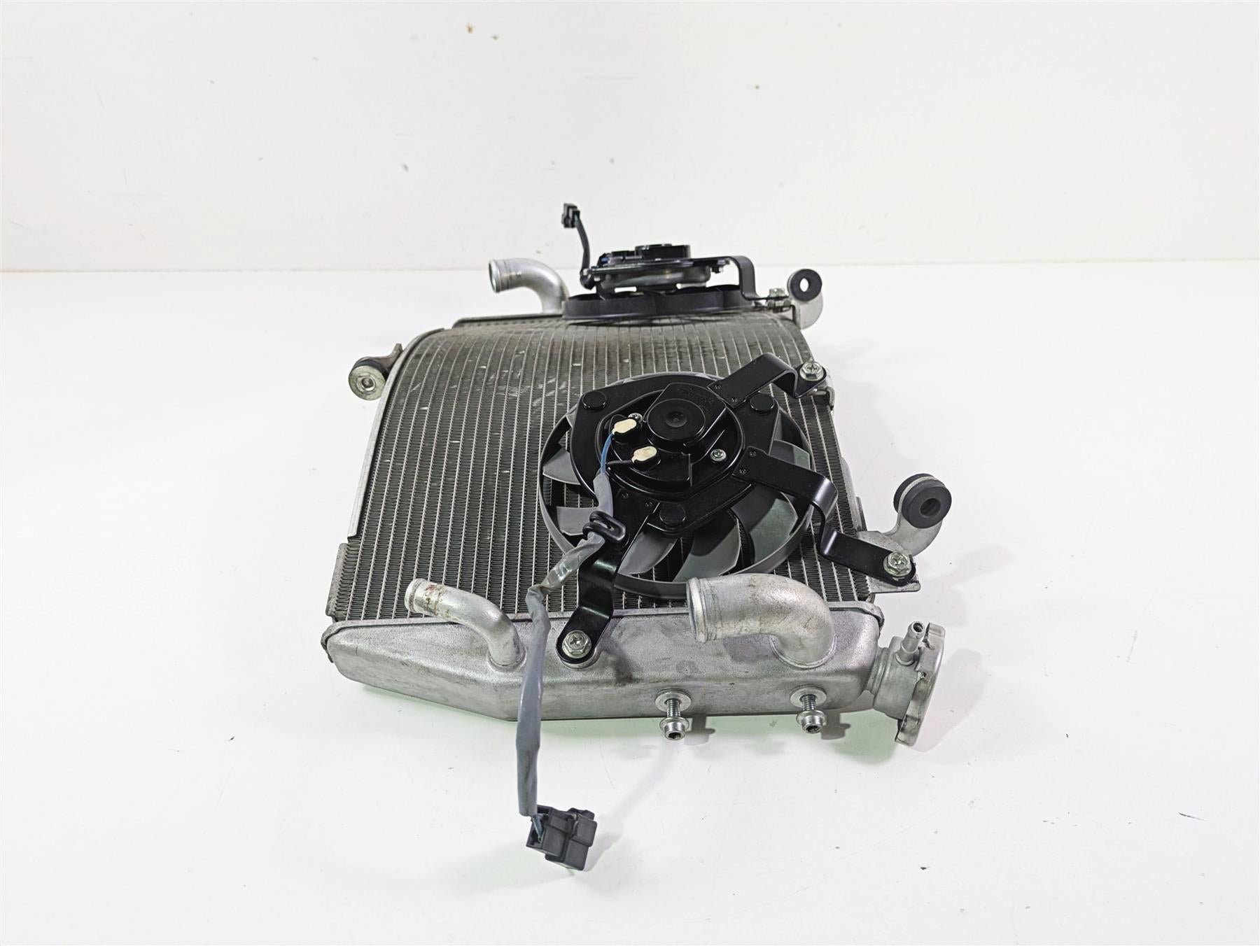 2014 Yamaha YZFR1 R1 RN22 Radiator Fan Reservoir Hoses Set 14B-12461-00-00 {{ shop.shopifyCountryName }} - Mototech271
