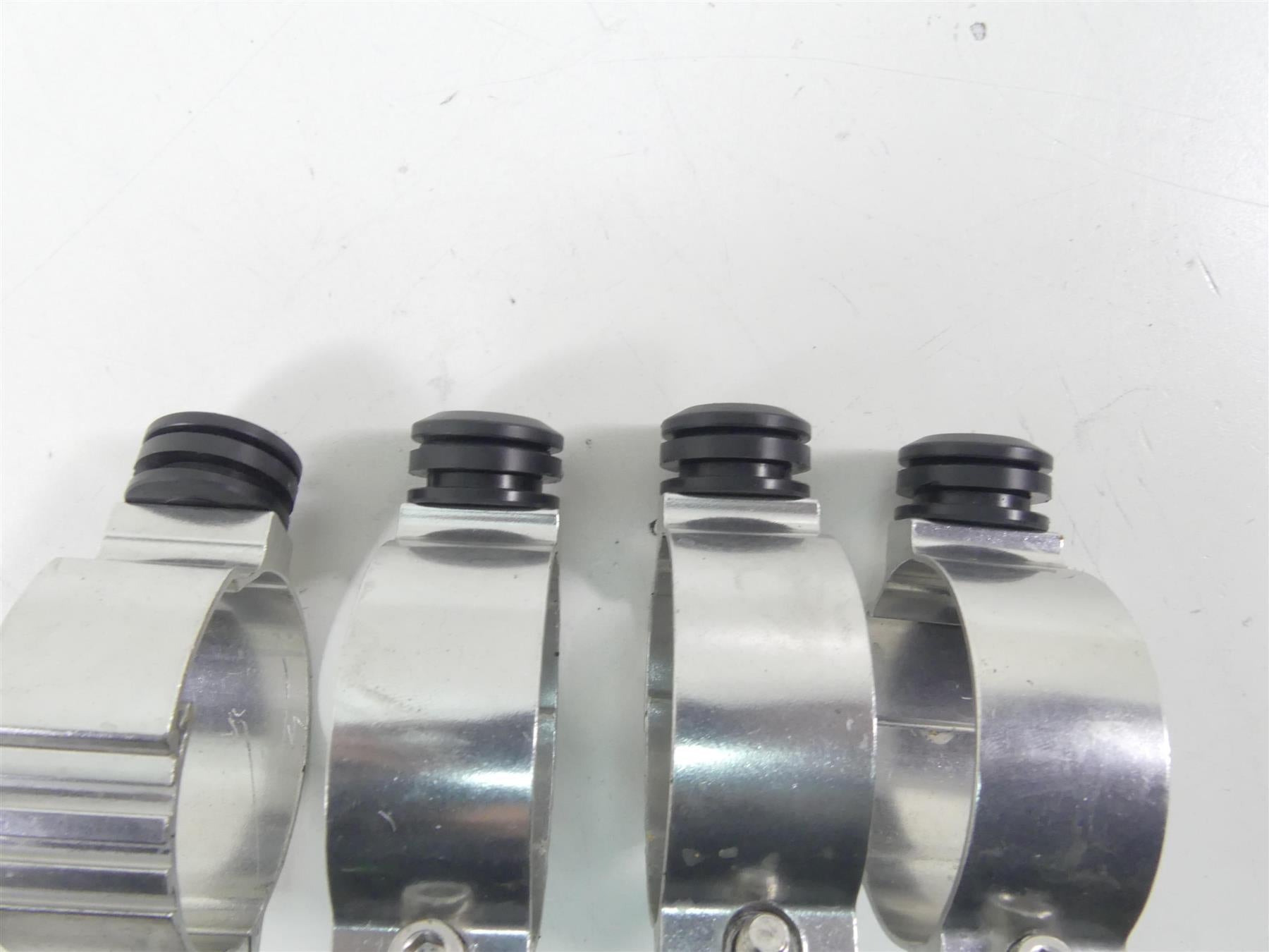 2011 Harley VRSCF Muscle Rod Memphis Shades Adjustable Windshield Clamps {{ shop.shopifyCountryName }} - Mototech271
