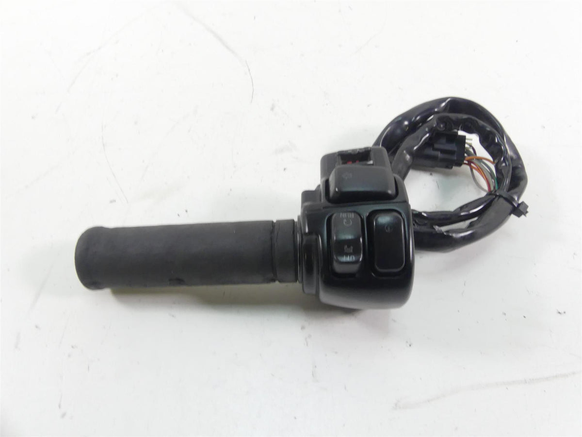 2012 Harley Touring FLHTP Electra Glide Right Hand Control Switch -Read 71684-06 {{ shop.shopifyCountryName }} - Mototech271