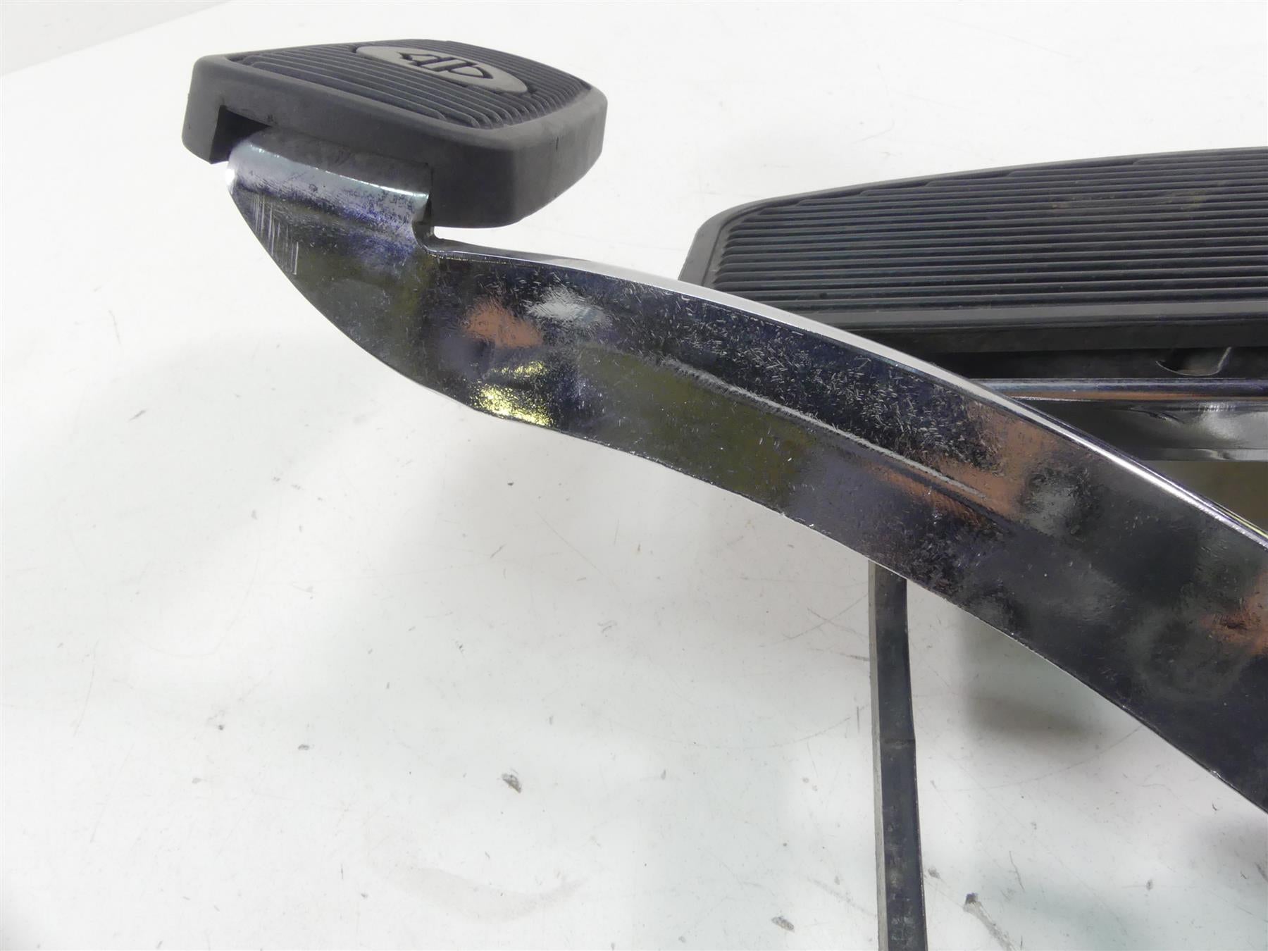 2017 Harley Touring FLHTKL Electra Glide Front Right Floor Board Set 50500360 {{ shop.shopifyCountryName }} - Mototech271
