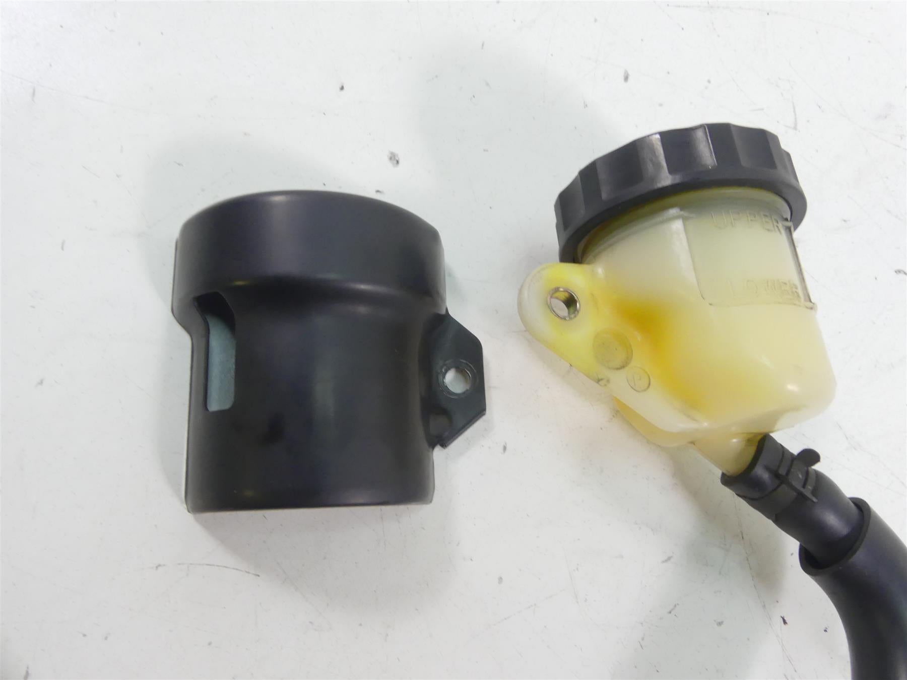2005 Honda V-Twin VTX1800 S3 Rear Nissin Brake Master Cylinder 43510-MCV-016 {{ shop.shopifyCountryName }} - Mototech271