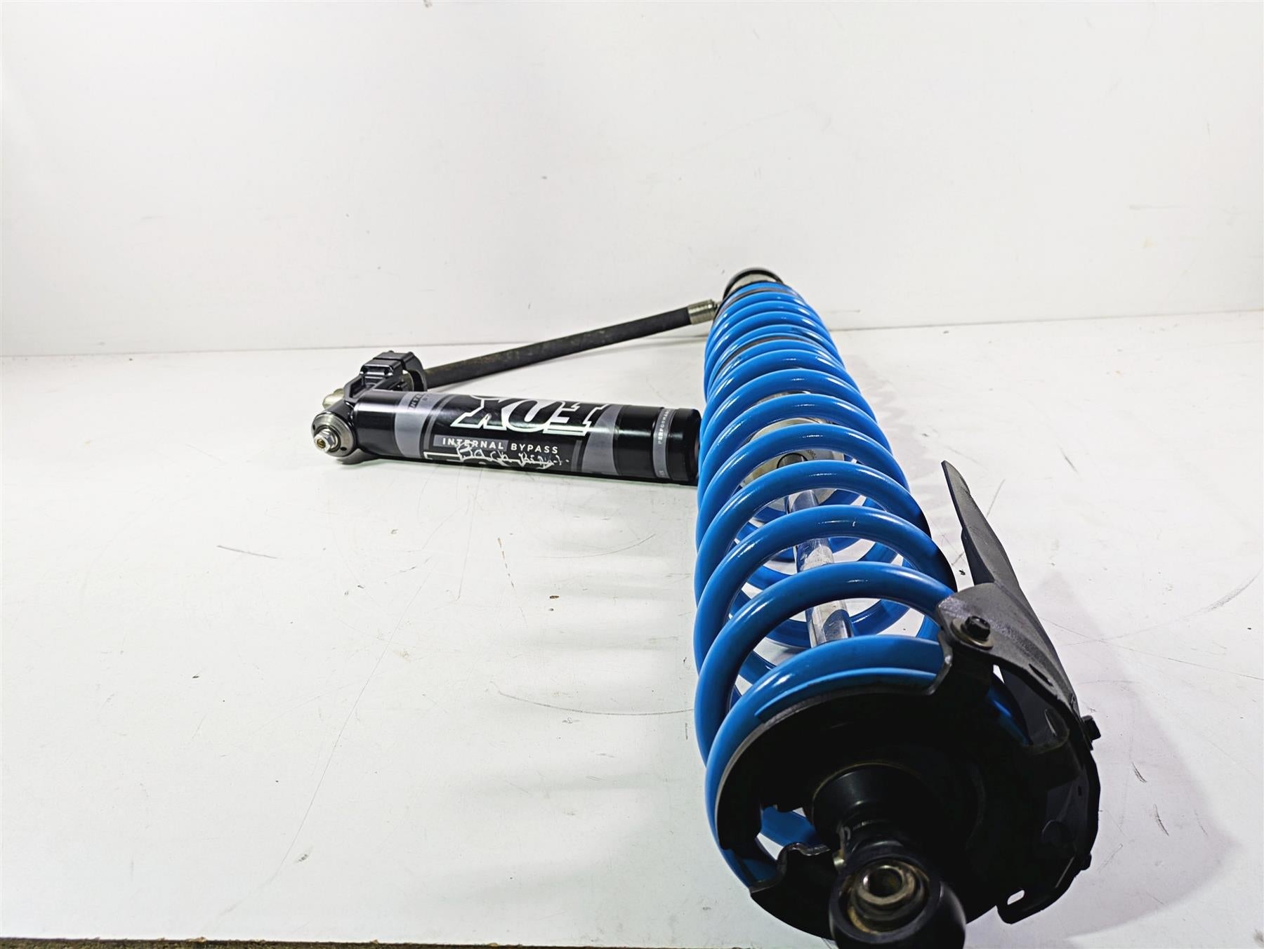 2018 Can Am Maverick X3 XRC Turbo R Right Rear Shock Damper Fox Blue 706002255 {{ shop.shopifyCountryName }} - Mototech271