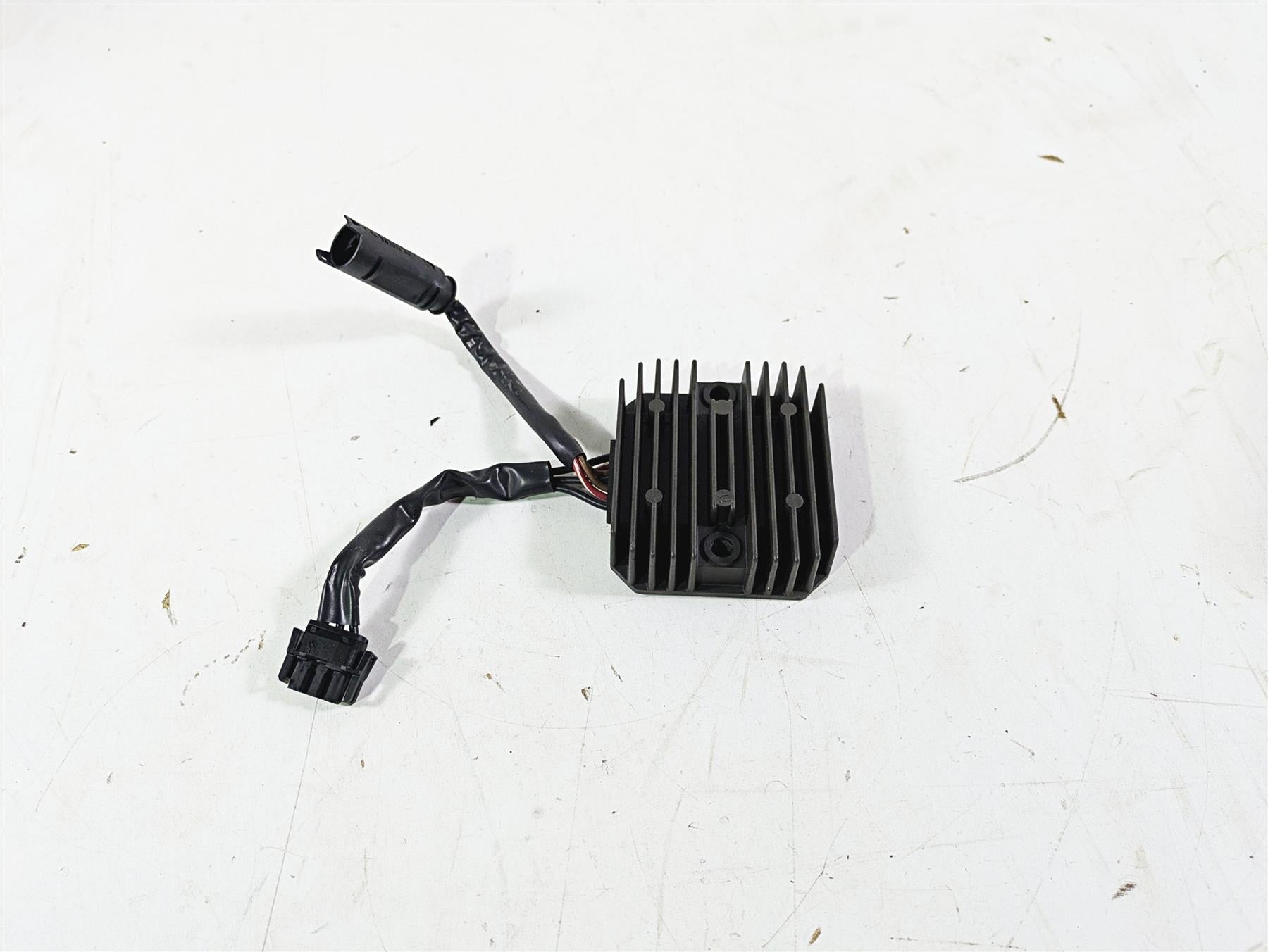 2017 BMW F800GS Adv K75 Rectifier Voltage Regulator SH541SD 61317707943 {{ shop.shopifyCountryName }} - Mototech271