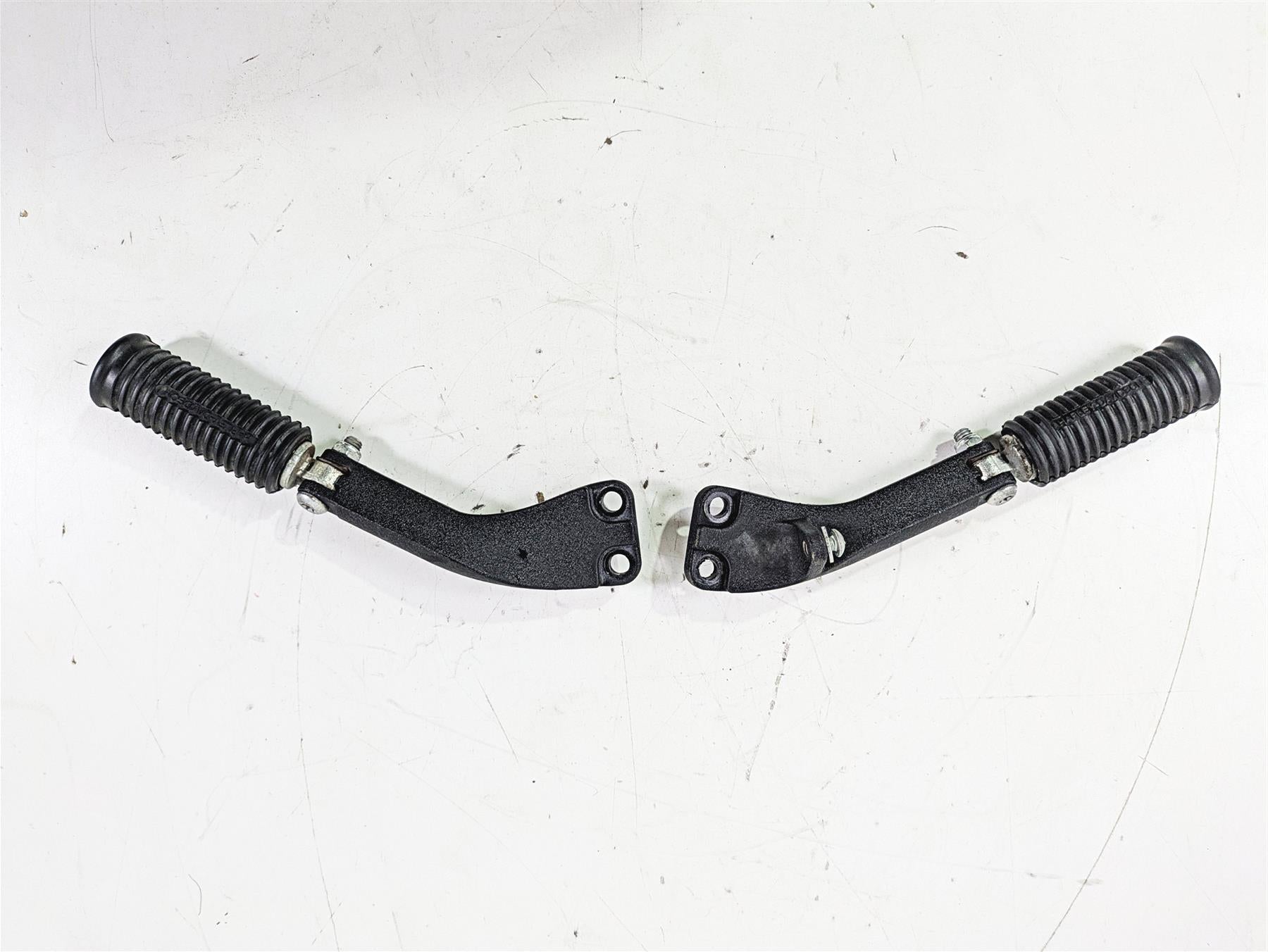 2015 Harley FXDL Dyna Low Rider Passenger Footpeg Foot Pegs 49224-06 49230-06 {{ shop.shopifyCountryName }} - Mototech271