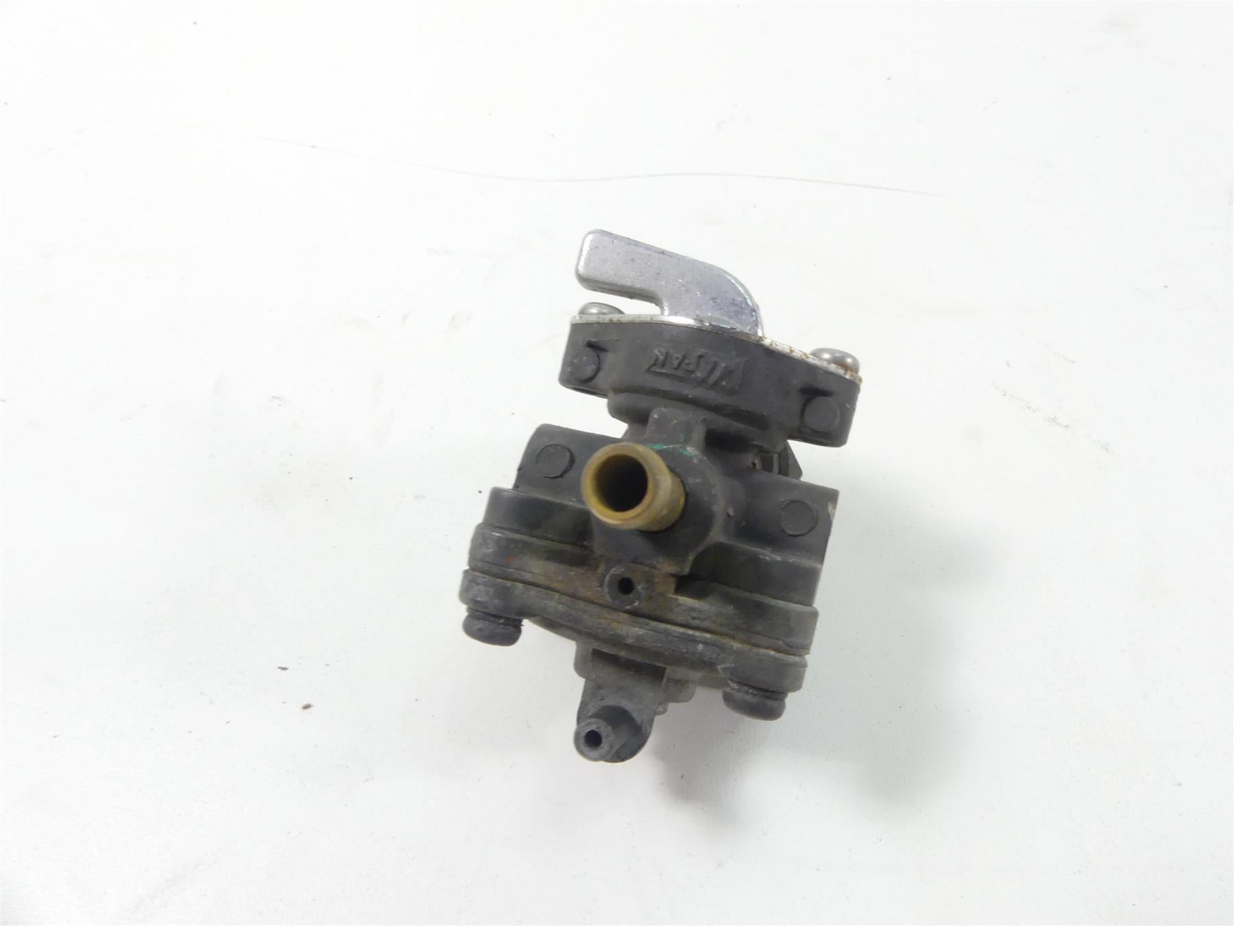 1999 Harley Davidson Sportster XL1200 Petcock Fuel Gas Petrol Valve 62169-95C {{ shop.shopifyCountryName }} - Mototech271