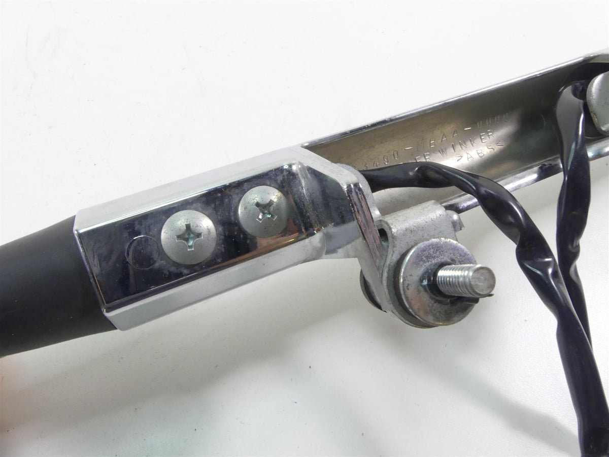2003 Honda VT1100 C2 Shadow Sabre Front Blinker Turn Signal Set 33400-MBA-672 {{ shop.shopifyCountryName }} - Mototech271