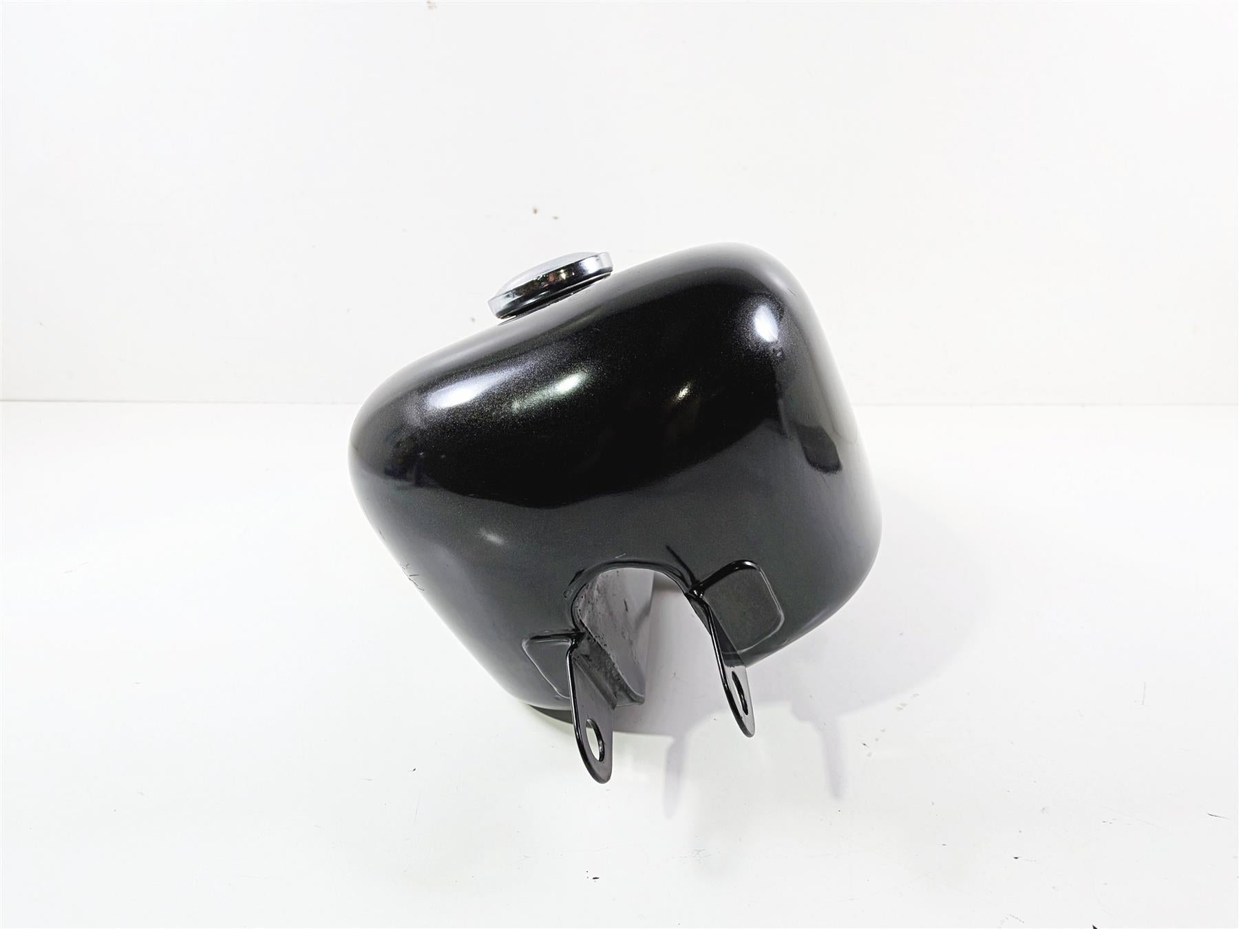 2002 Harley Davidson XLH883 Sportster Fuel Tank & Petcock 61348-03 {{ shop.shopifyCountryName }} - Mototech271