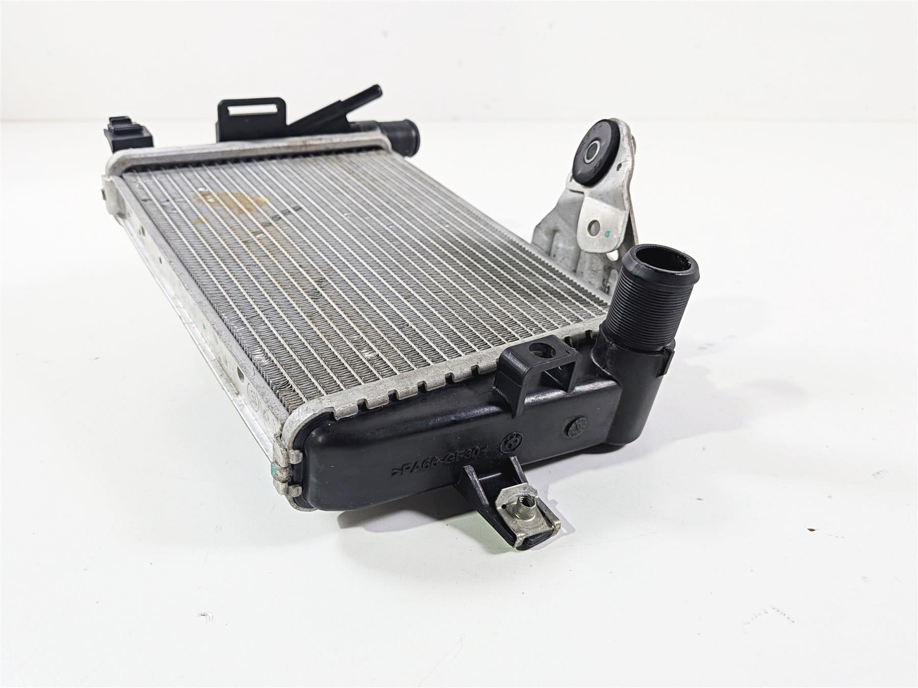 2016 BMW R1200RT RT RTW K52 Left Coolant Radiator - No leaks 17118546408 {{ shop.shopifyCountryName }} - Mototech271
