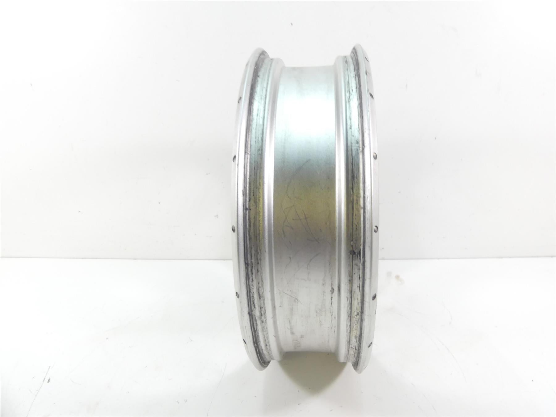 2017 BMW R1200GS GSW K50 Straight Rear Wheel Rim 17x4.5 36318526904 {{ shop.shopifyCountryName }} - Mototech271