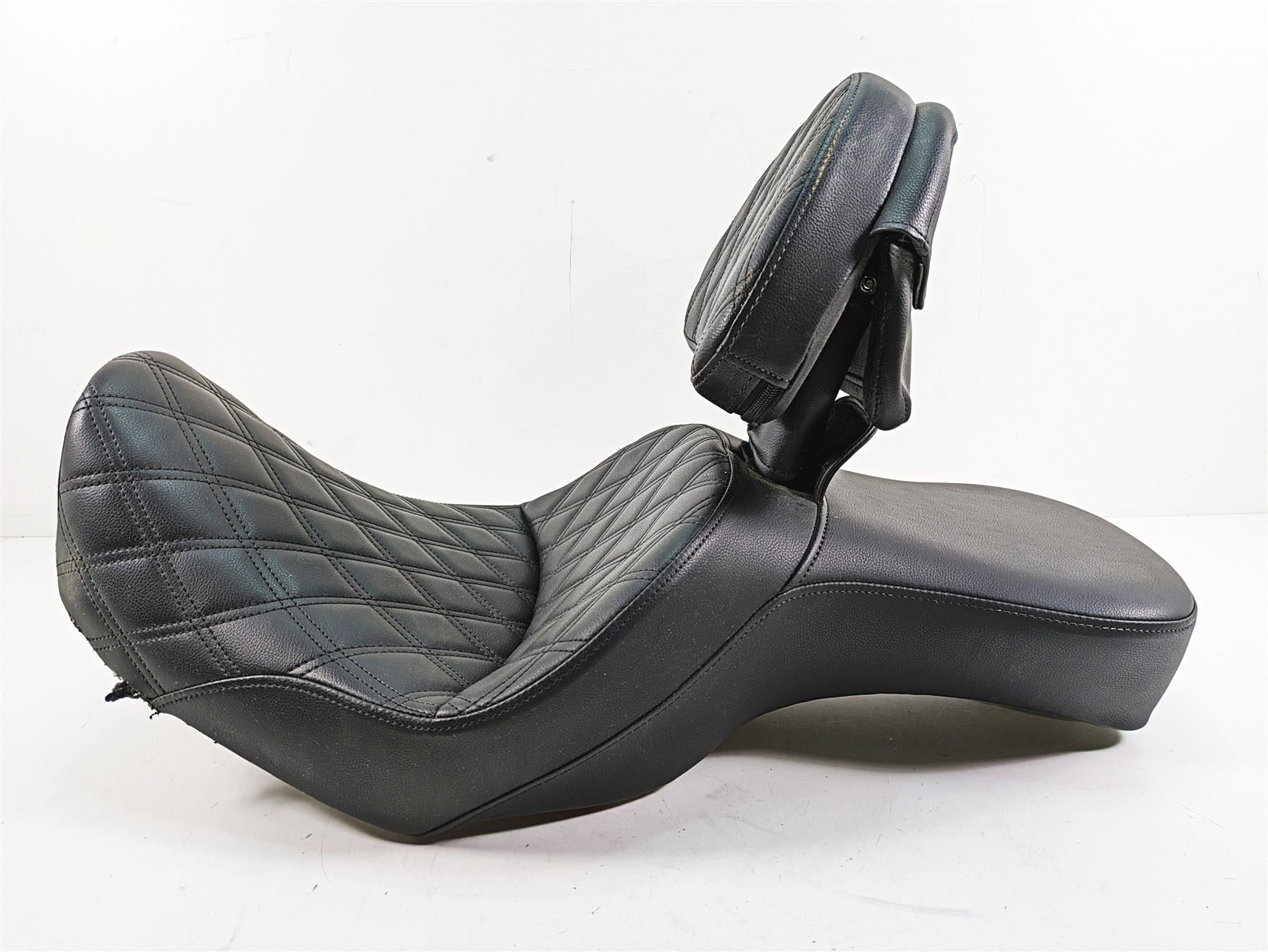 2009 Harley Dyna FXDFSE CVO Fat Bob Saddlemen Explorer LS Seat 806-04-030LS {{ shop.shopifyCountryName }} - Mototech271