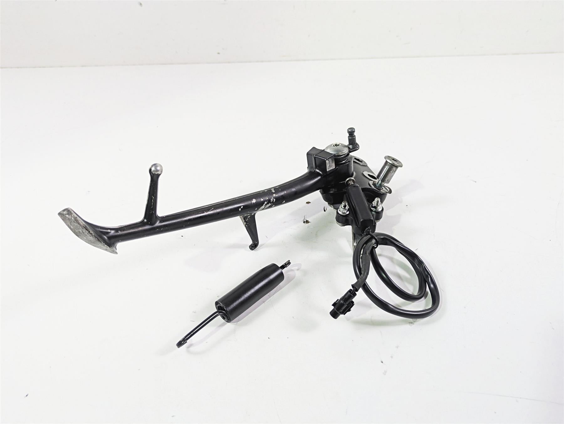 2014 Yamaha YZFR1 R1 RN22 Side Kickstand Kick Stand 14B-27311-00-00 {{ shop.shopifyCountryName }} - Mototech271