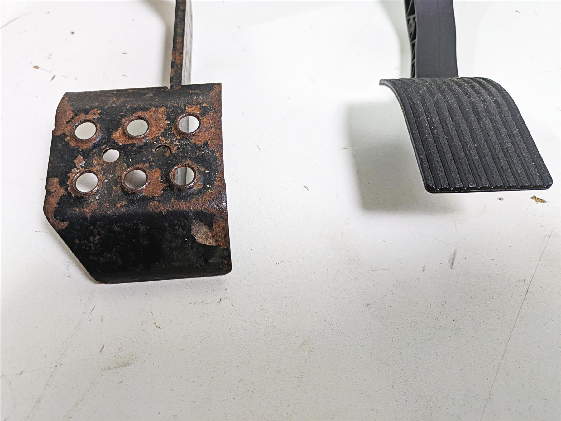 2020 Polaris RZR 900 S Brake & Accelerate Pedal Set 1021765 4014042 {{ shop.shopifyCountryName }} - Mototech271