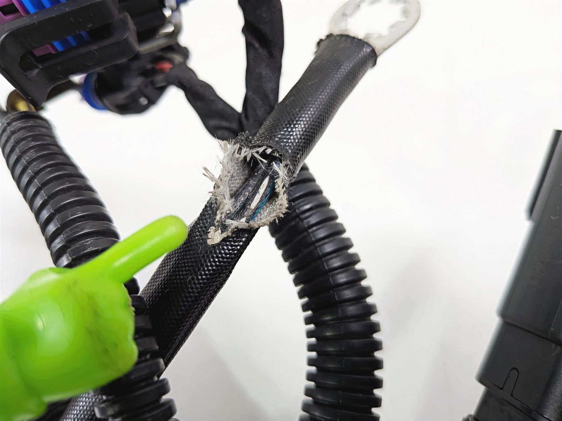 2013 Harley VRSCDX Night Rod Special ABS Main & Engine Wiring Harness Loom - No Cuts 69200093-Mototech271