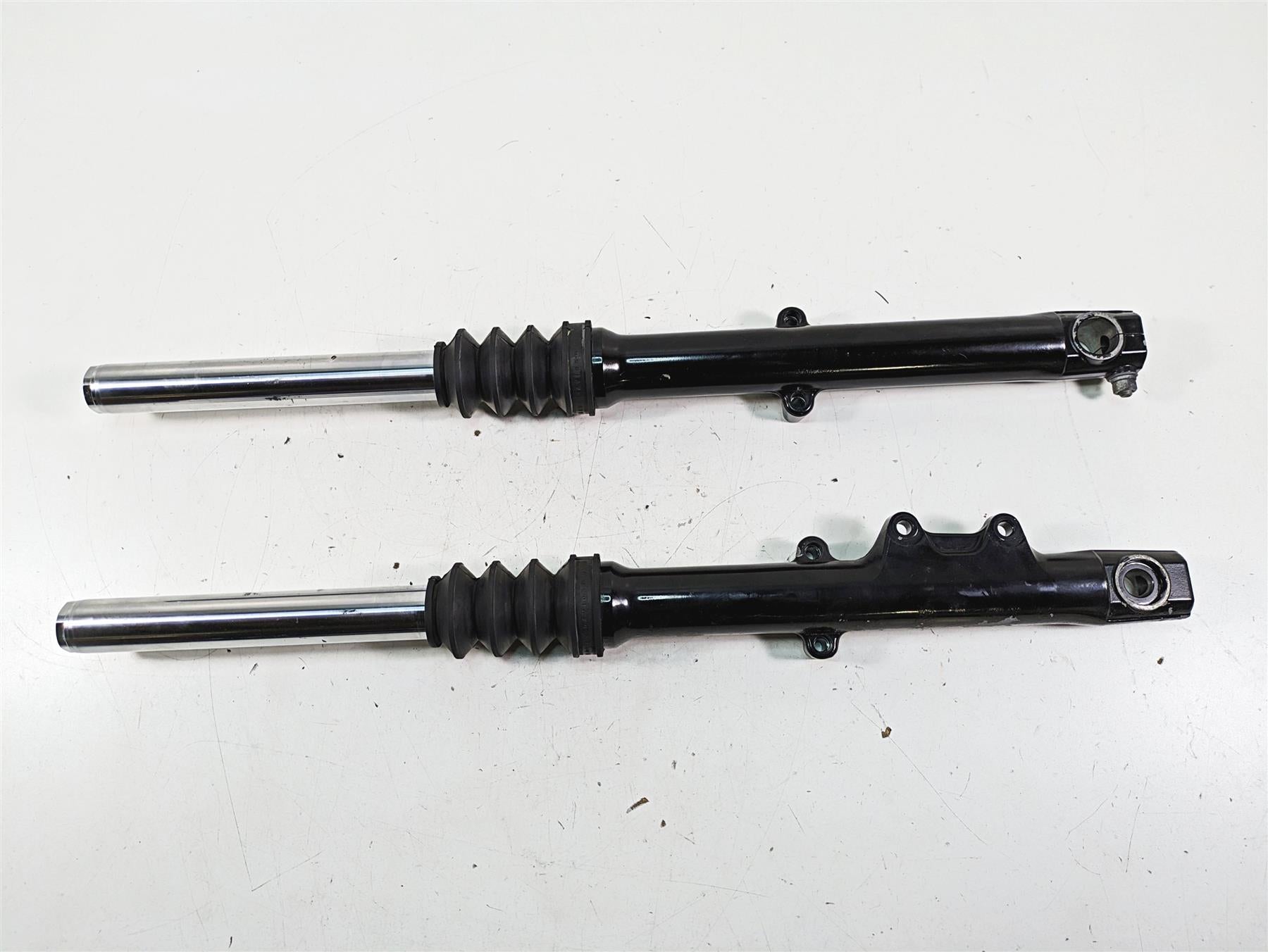 2019 Harley XL883N Sportster Iron Front Fork Legs 39mm -Read 