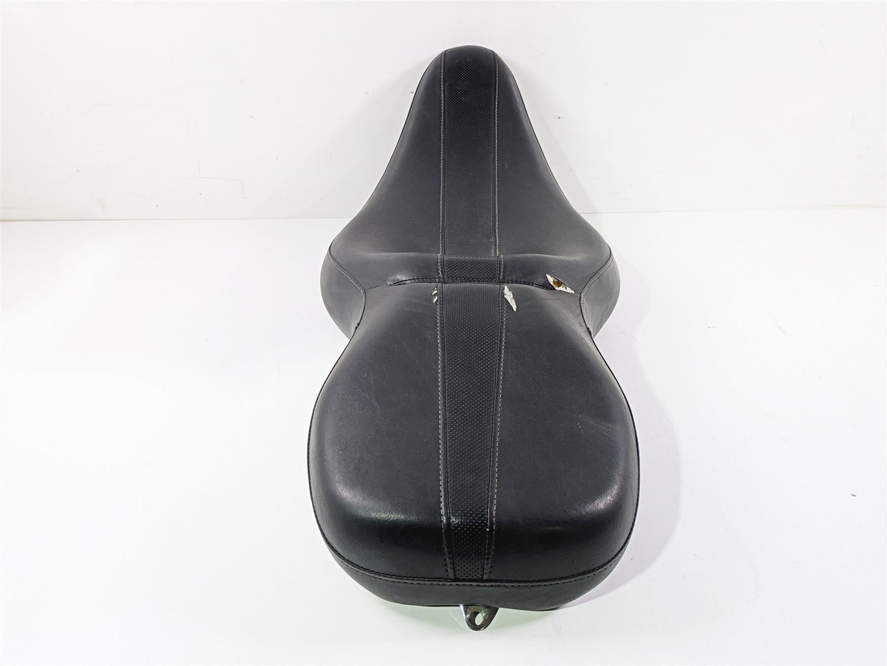 2007 Harley Touring FLHRSE CVO Road King Driver Rider Seat Saddle 52398-07 {{ shop.shopifyCountryName }} - Mototech271
