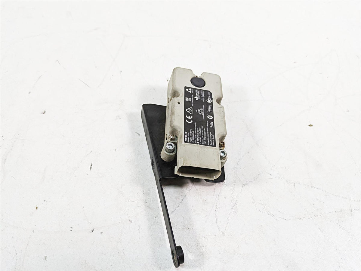 2018 Harley Touring FLHXSE CVO Street Glide Wireless Interface Module 76000771 {{ shop.shopifyCountryName }} - Mototech271