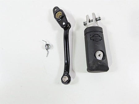 2024 Harley Softail FXLRST Low Rider Right Foot Peg & Brake Linkage 50501106 {{ shop.shopifyCountryName }} - Mototech271