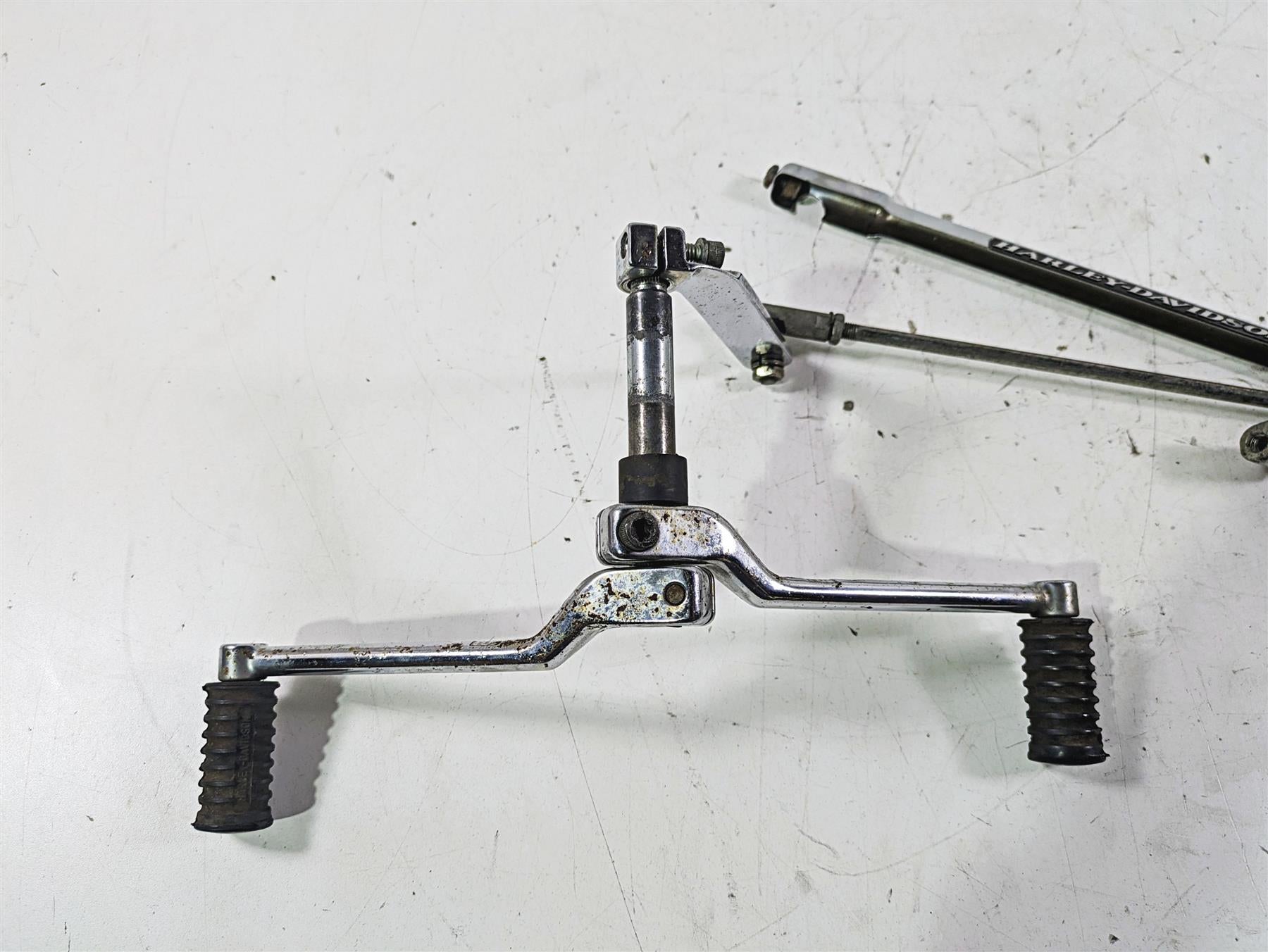 2003 Harley Touring FLHTCUI 100TH E-Glide Shifter Set + Linkage & Cover 33895-82 {{ shop.shopifyCountryName }} - Mototech271