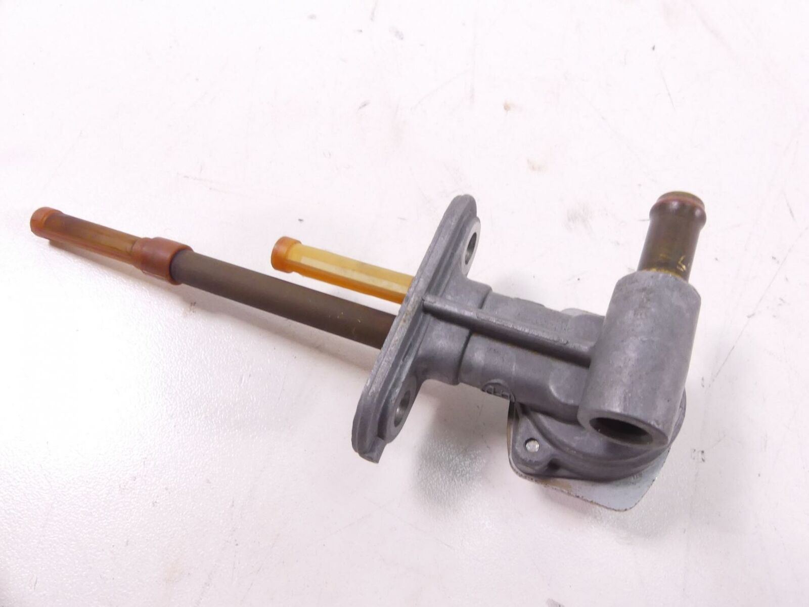 2001 Kawasaki VN1500 Vulcan C Fuel Gas Petrol Valve Petcock 51023-1226 {{ shop.shopifyCountryName }} - Mototech271