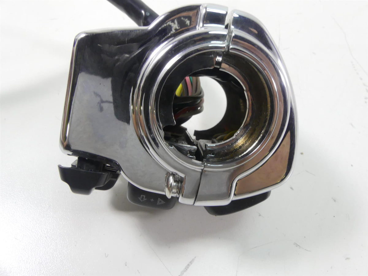2007 Harley Touring FLHTCU SE CVO Electra Glide Left Control Switch 71682-06A {{ shop.shopifyCountryName }} - Mototech271