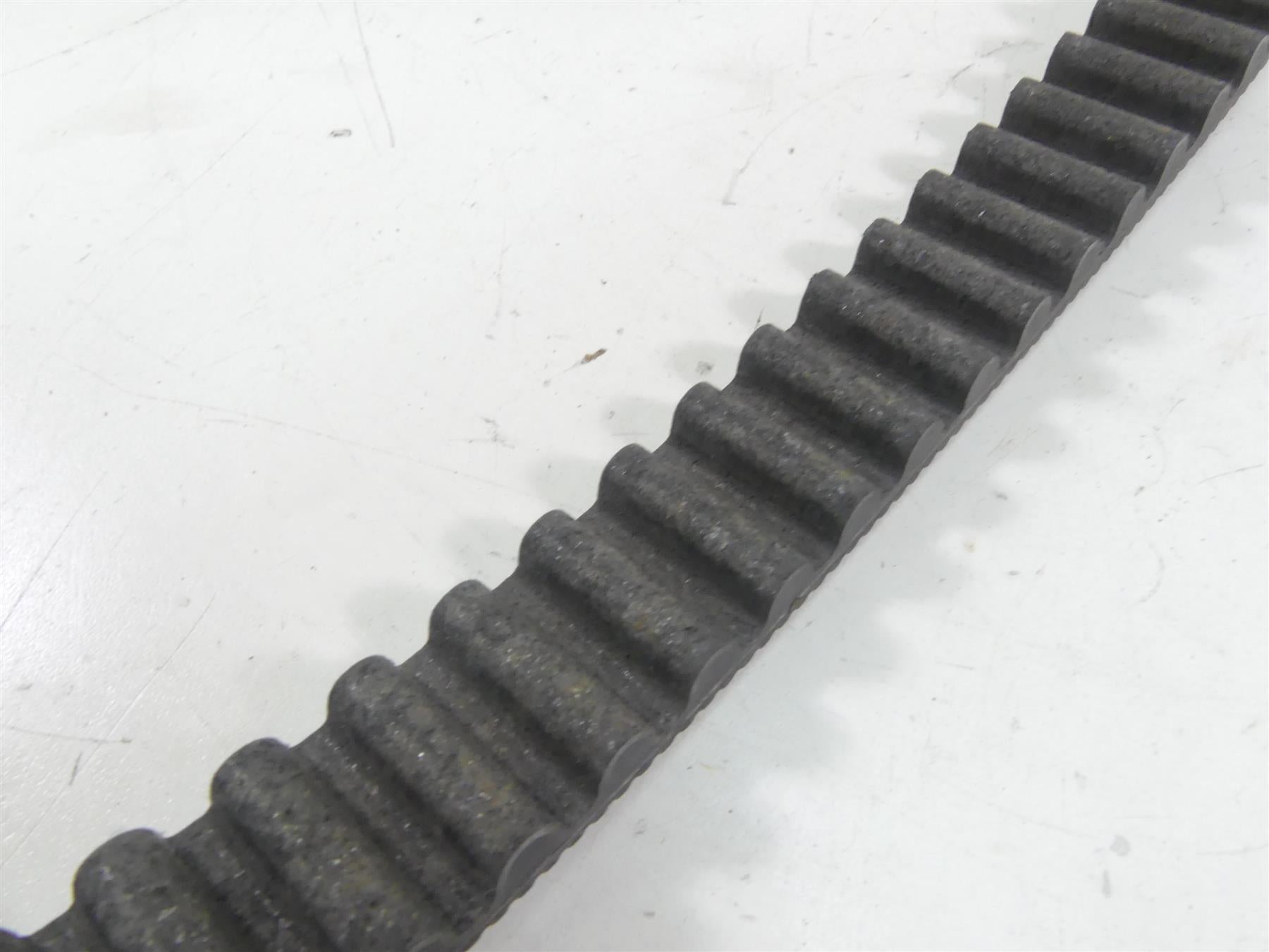 2013 Victory Cross Country Rear Drive Belt 154T 28mm 3211107 {{ shop.shopifyCountryName }} - Mototech271