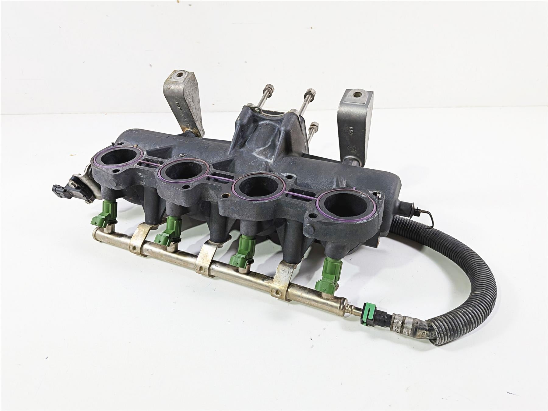 2009 Yamaha Waverunner FX1800 Cruiser Intake Manifold Injectors 6S5-13641-00-00 {{ shop.shopifyCountryName }} - Mototech271