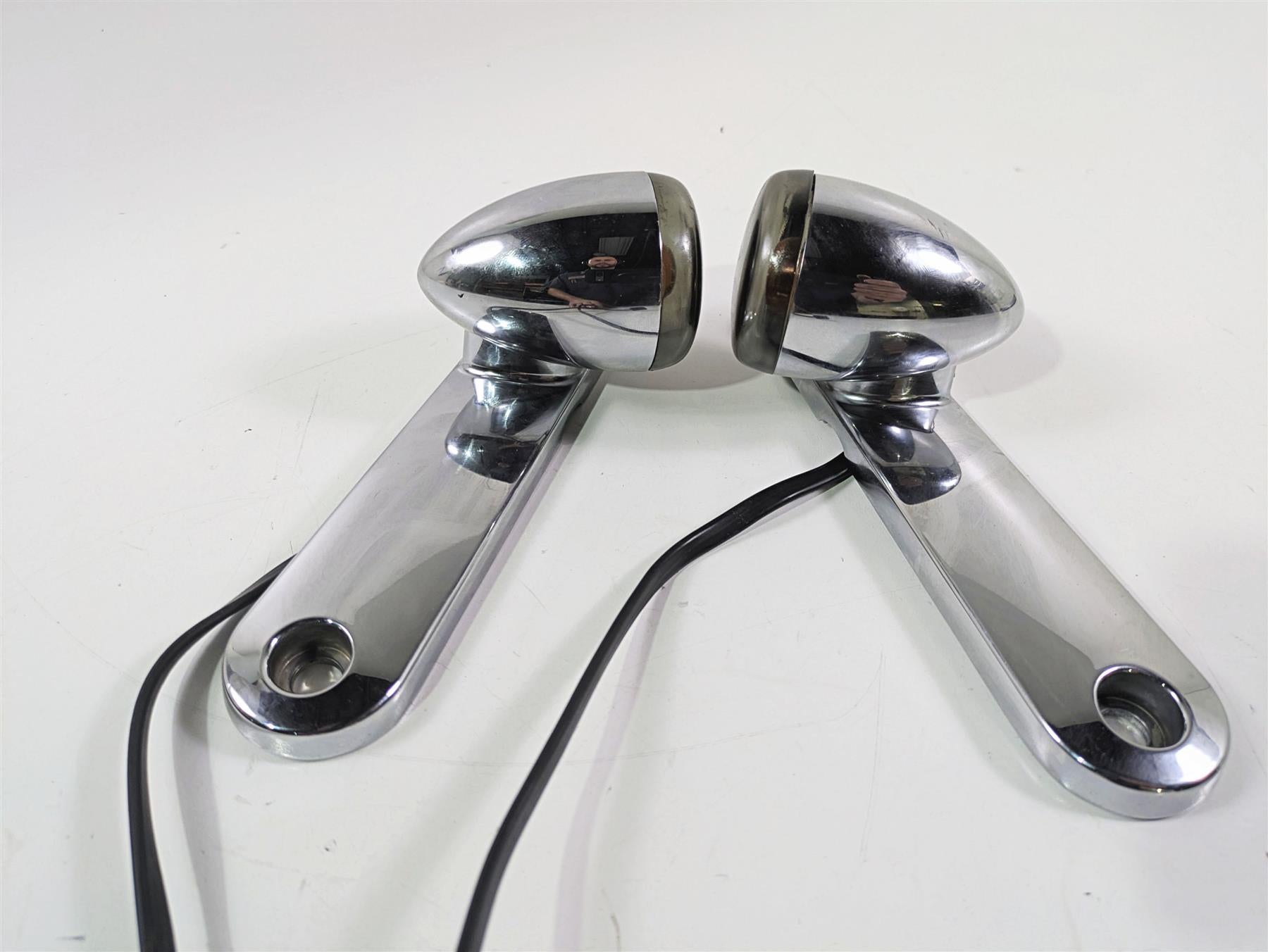 2010 Harley Touring FLHXSE CVO Street Glide Front Blinker & Mount Set 69278-06 {{ shop.shopifyCountryName }} - Mototech271