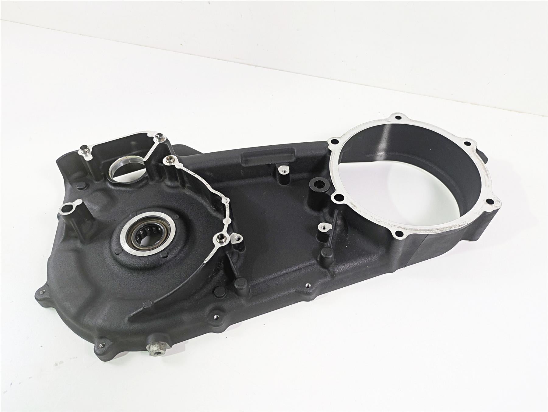 2016 Harley FXDF Dyna Fat Bob Inner Primary Drive Clutch Cover 60681-06C {{ shop.shopifyCountryName }} - Mototech271