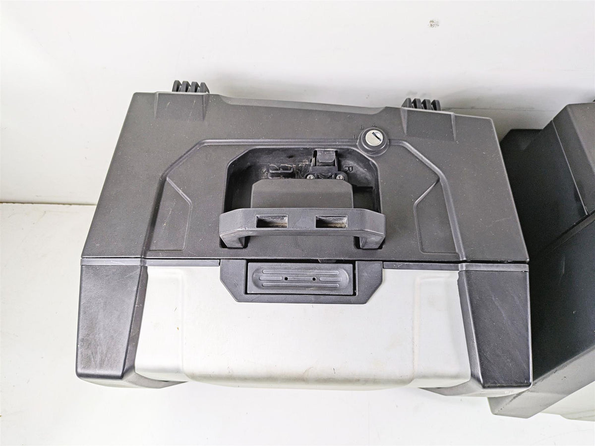 2013 Triumph Tiger 1215 Explorer Saddle Bag Pannier Saddlebag Set T9500758 {{ shop.shopifyCountryName }} - Mototech271
