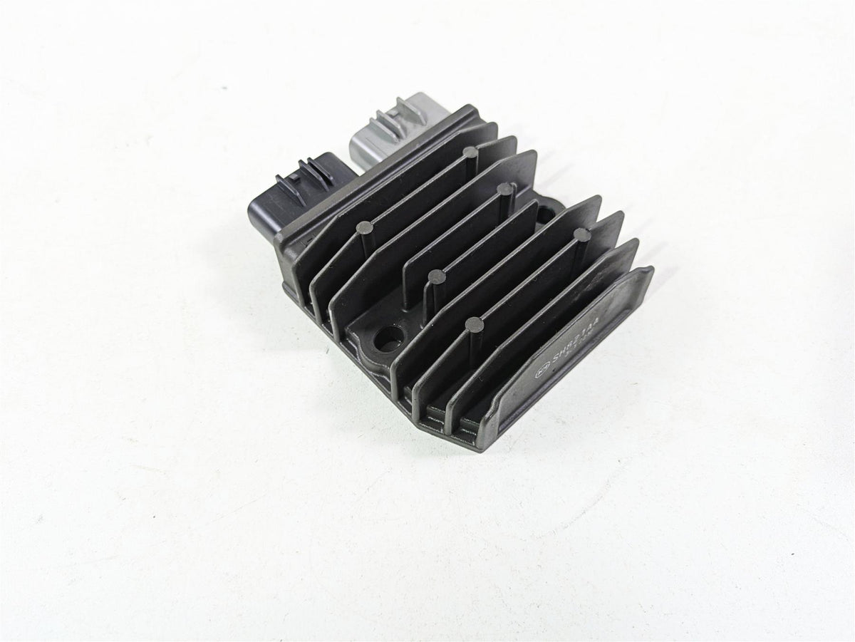 2013 Ducati Hypermotard 821 SP Rectifier Voltage Regulator SH821AA 54040321A {{ shop.shopifyCountryName }} - Mototech271