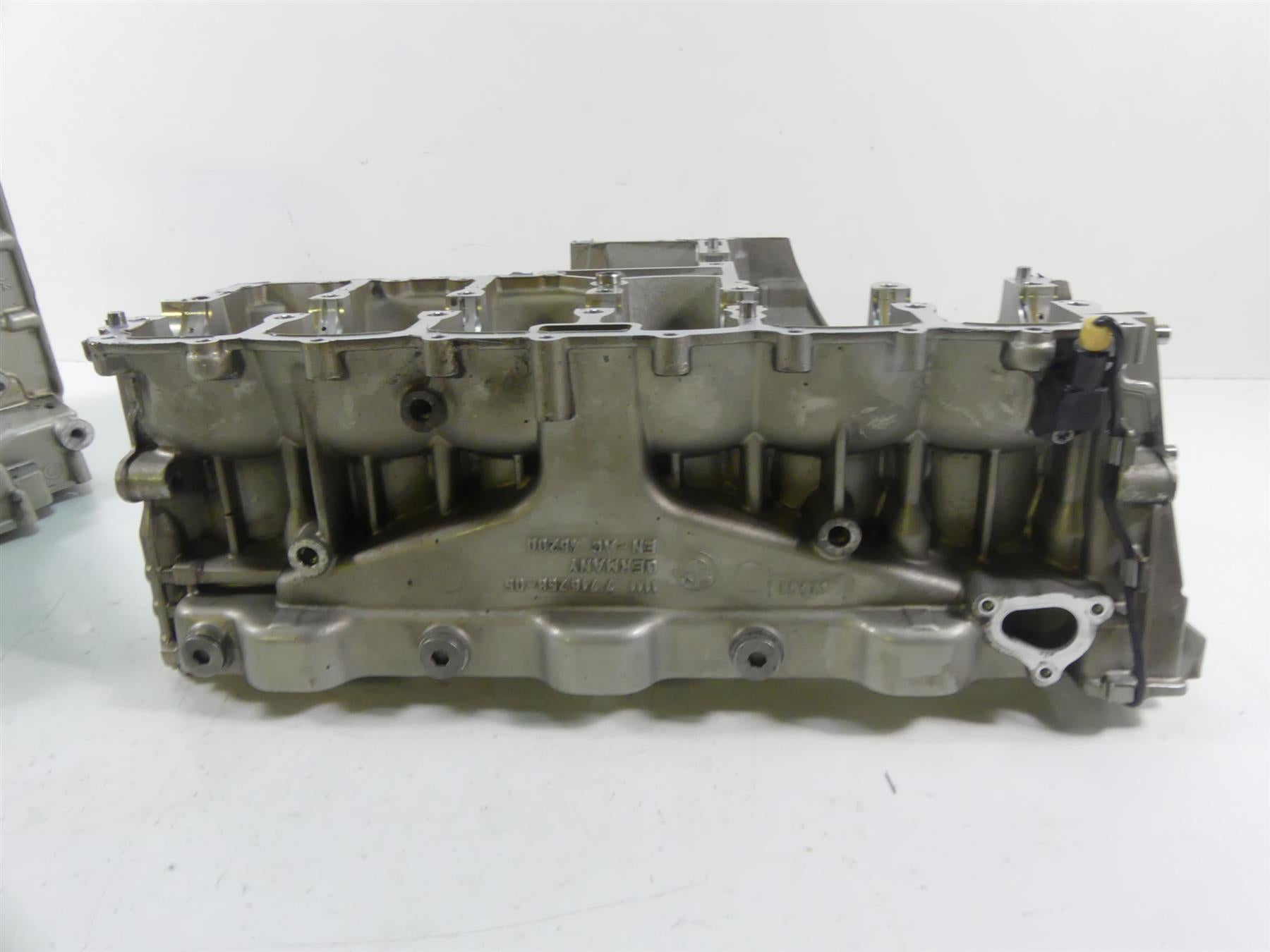 2015 BMW K1600GT K48 Engine Motor Housing Case Set 11117716259 {{ shop.shopifyCountryName }} - Mototech271