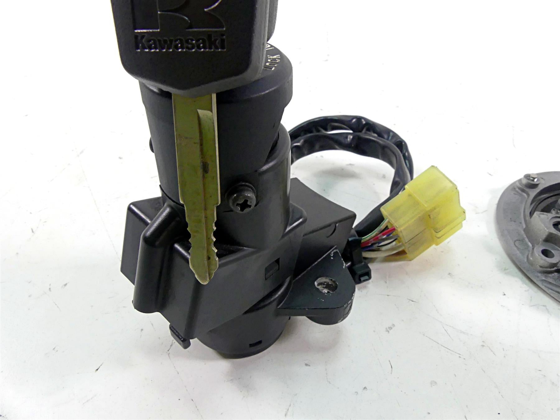 2010 Kawasaki ZX1400 ZX14 R Ninja Ignition Switch Key Lock