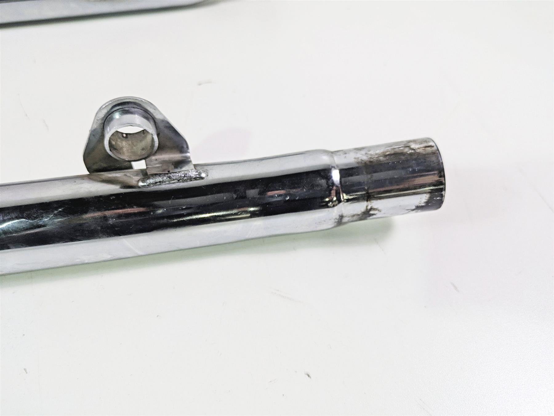 2013 Triumph Bonneville Stock Exhaust Header Set T2206220 T2206225 {{ shop.shopifyCountryName }} - Mototech271