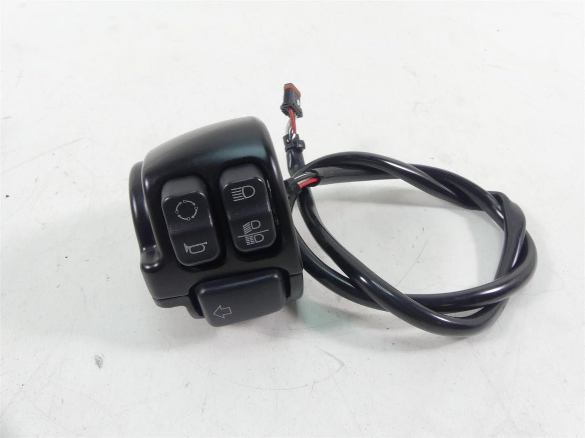 2019 Harley Softail FXBB Street Bob Left Hand Light Control Switch 71500292 {{ shop.shopifyCountryName }} - Mototech271