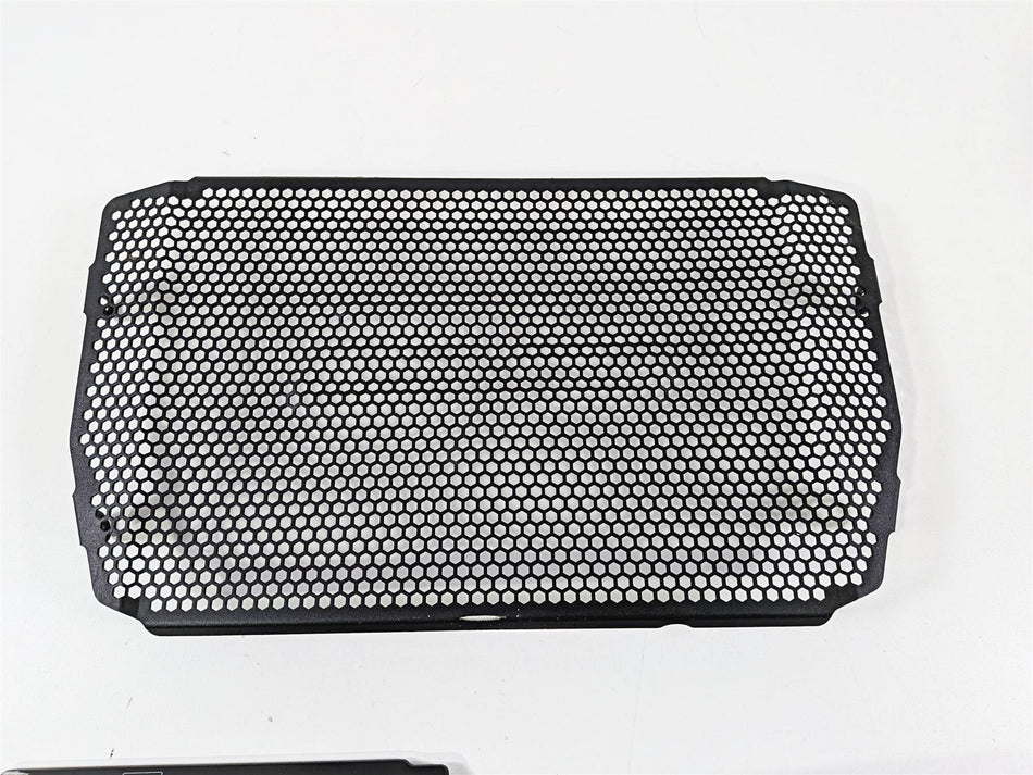 2016 Ducati Hypermotard 939 SP Evotech Radiator Engine Oil Cooler Guard PRN010929-013069-013100-02