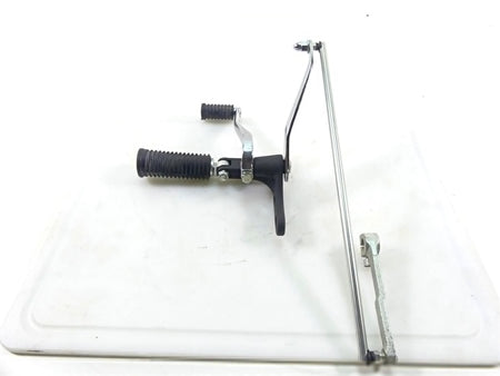 2010 Harley FXDF Dyna Fat Bob Front Left Oem Forward Footpeg & Shifter 33693-03 {{ shop.shopifyCountryName }} - Mototech271