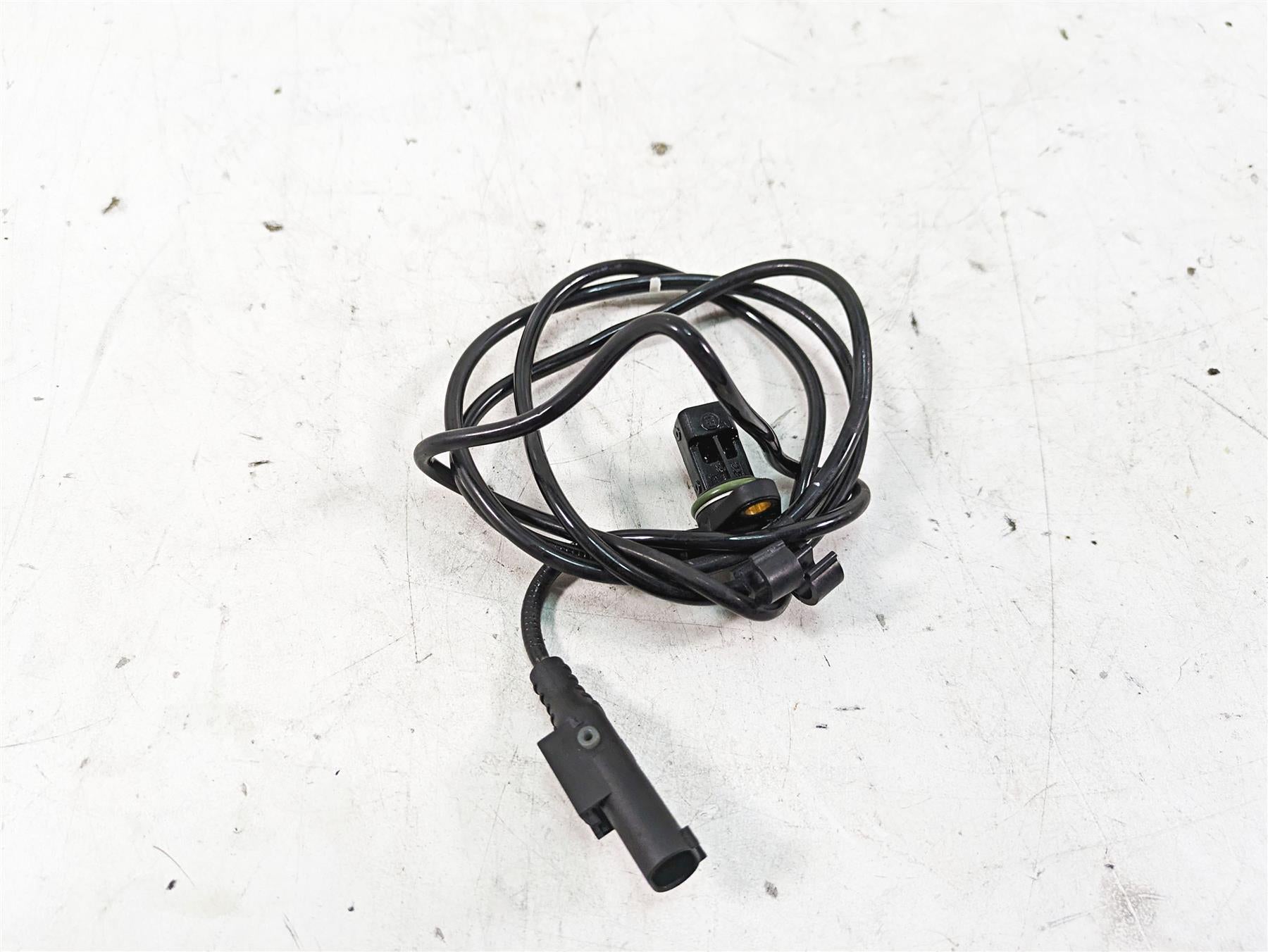 2007 BMW R1200RT K26 Rear Abs Sensor Wheel Speed 34527677824 {{ shop.shopifyCountryName }} - Mototech271