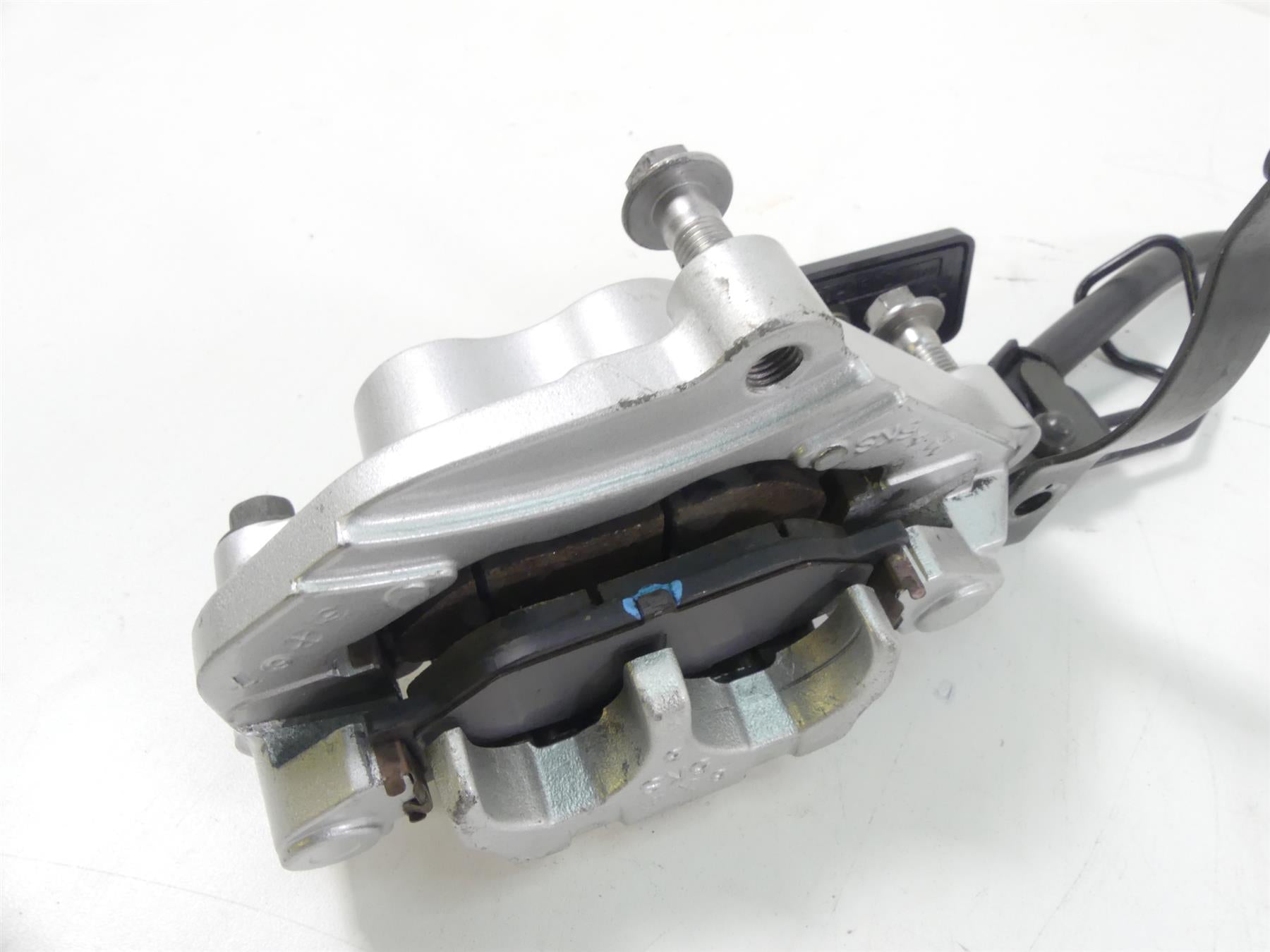 2007 Yamaha XVS1300 V-Star Front Brake Caliper & Line Set 3D8-2580U-00-00 {{ shop.shopifyCountryName }} - Mototech271