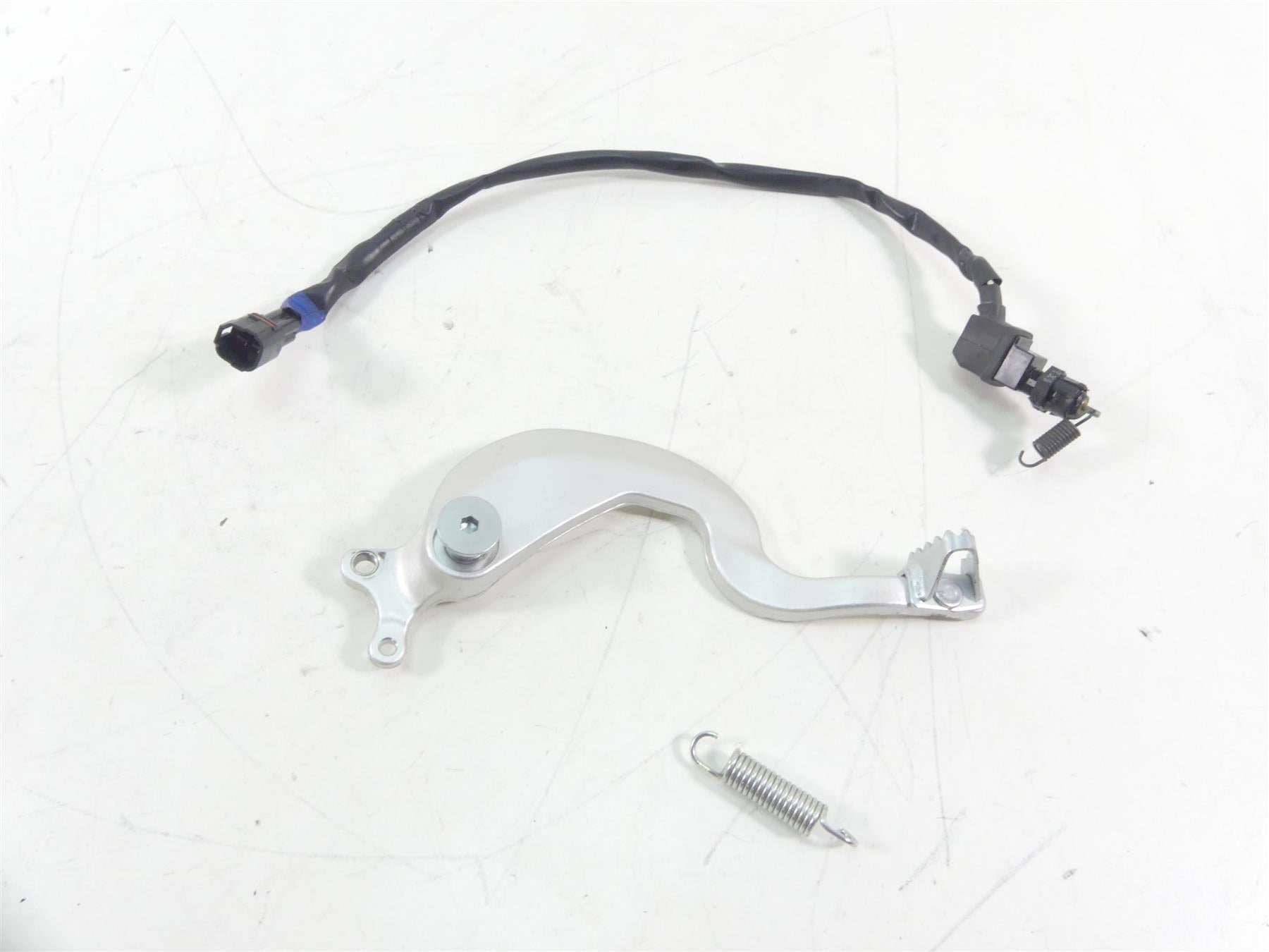 2017 Yamaha XT1200Z Super Tenere Rear Brake Pedal Lever + Sensor 23P-27200-00-00 {{ shop.shopifyCountryName }} - Mototech271