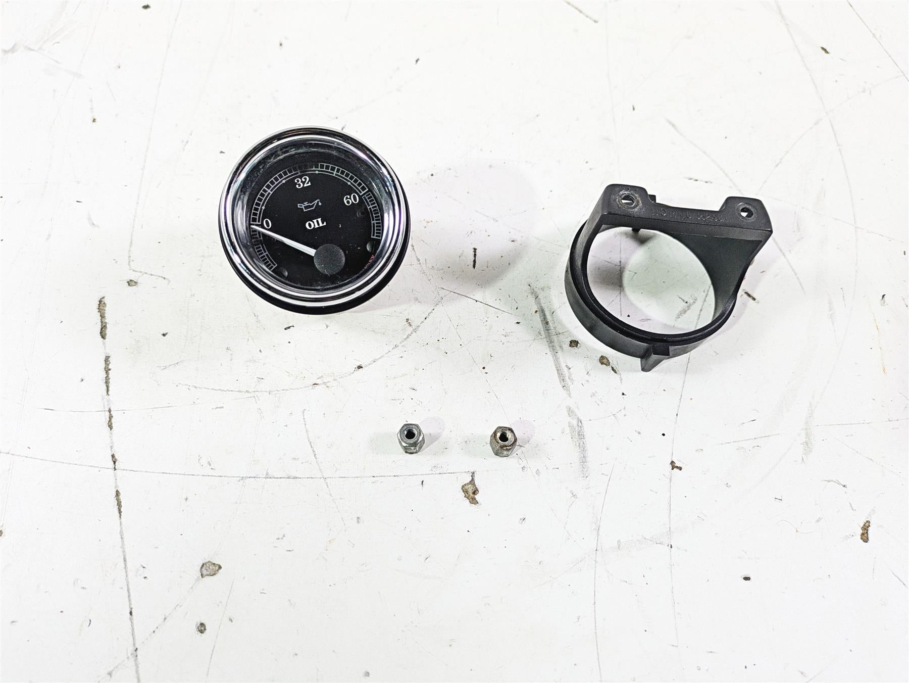 2003 Harley Touring FLHTCUI E-Glide 100th Oil Pressure Gauge 75032-99B {{ shop.shopifyCountryName }} - Mototech271