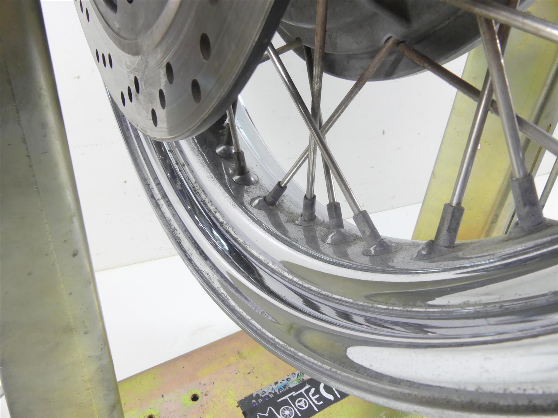 2001 Moto Guzzi California Sp 1100 Straight 17x3.5 Rear Wheel Rim GU03630640 {{ shop.shopifyCountryName }} - Mototech271