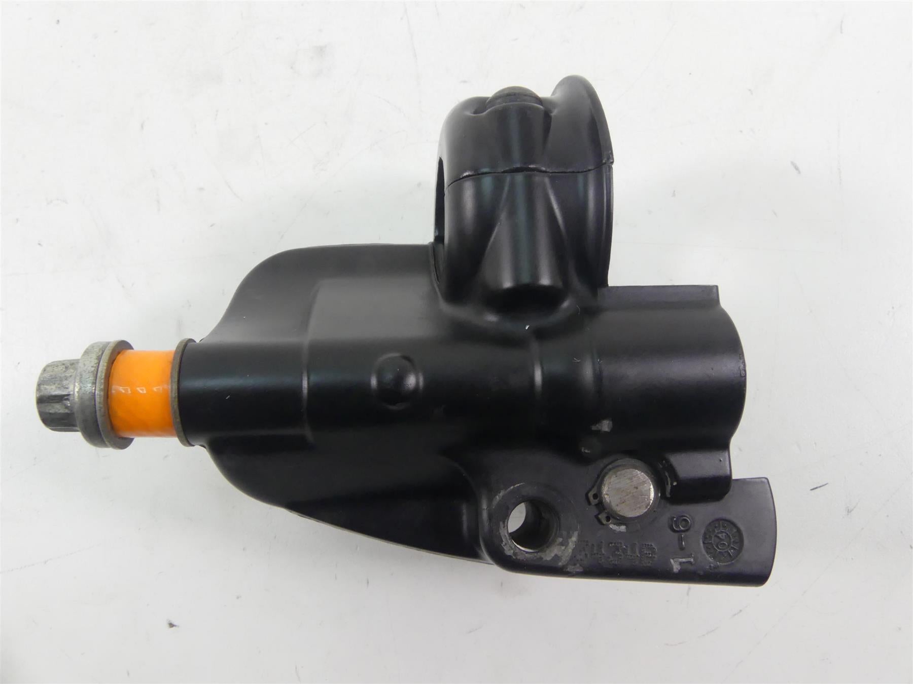 2005 Harley Dyna FXDLI Low Rider Front Brake Master Cylinder 9/16 45019-96F {{ shop.shopifyCountryName }} - Mototech271